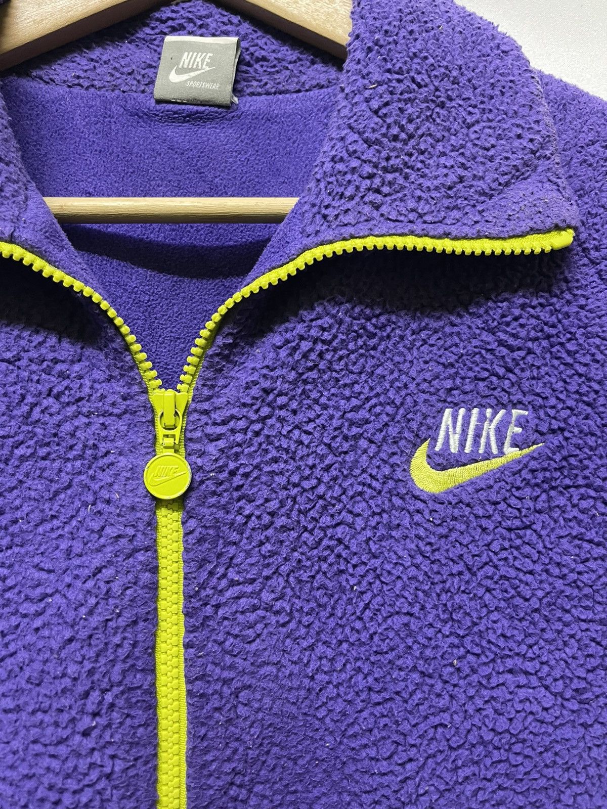 Nike NIKE FLEECE JACKET PURPLE COLOUR Size US L / EU 52-54 / 3 - 7 Thumbnail