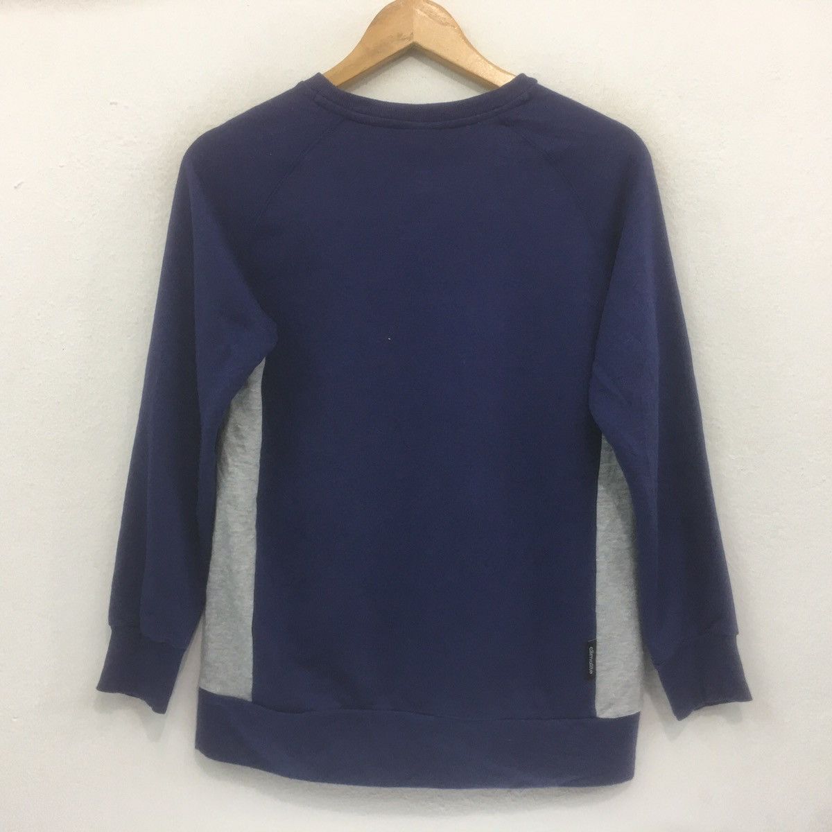 Adidas Vintage Adidas Sweatshirt Crewneck BigLogo Adidas Size US S / EU 44-46 / 1 - 4 Thumbnail