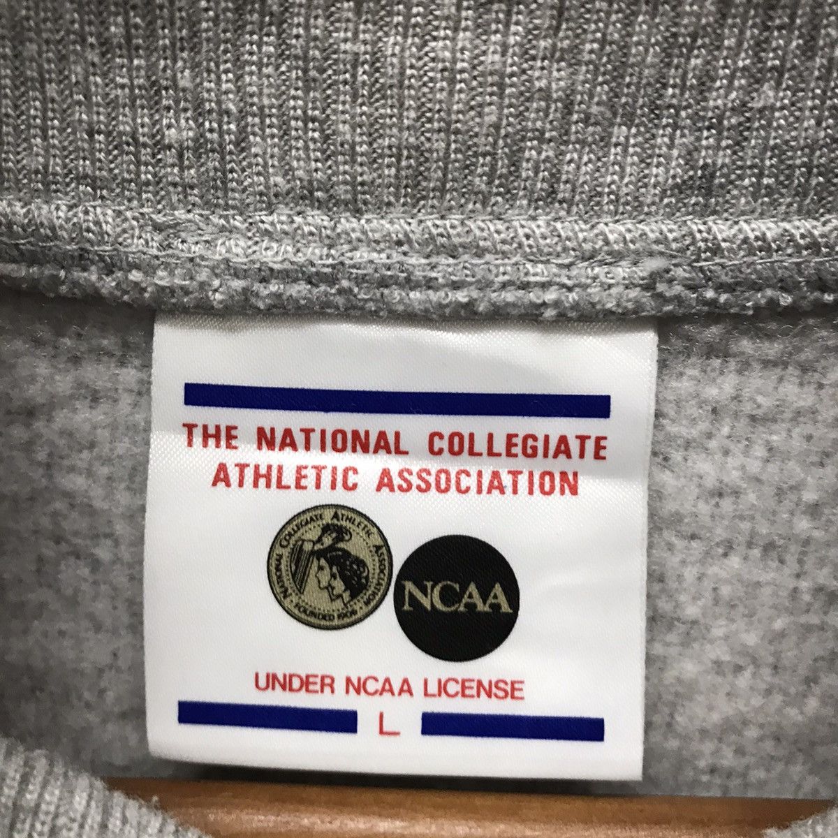 NCAA × Vintage Vintage NCAA HalfZip Sweatshirt Size US M / EU 48-50 / 2 - 9 Thumbnail