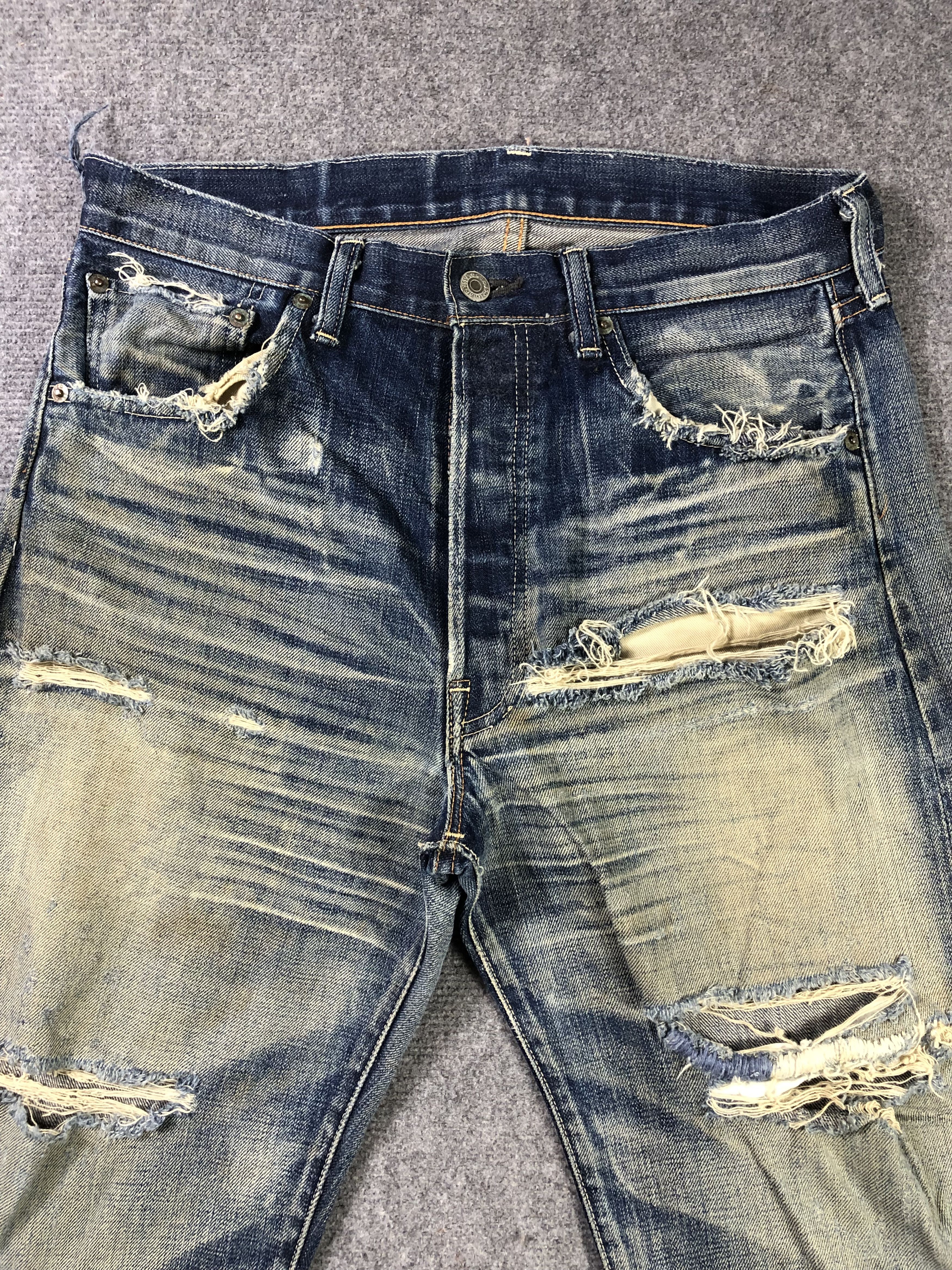 Levi's Faded Blue Vintage Levis Big E LVC Denim Jeans 33x33 Size US 33 - 2 Thumbnail