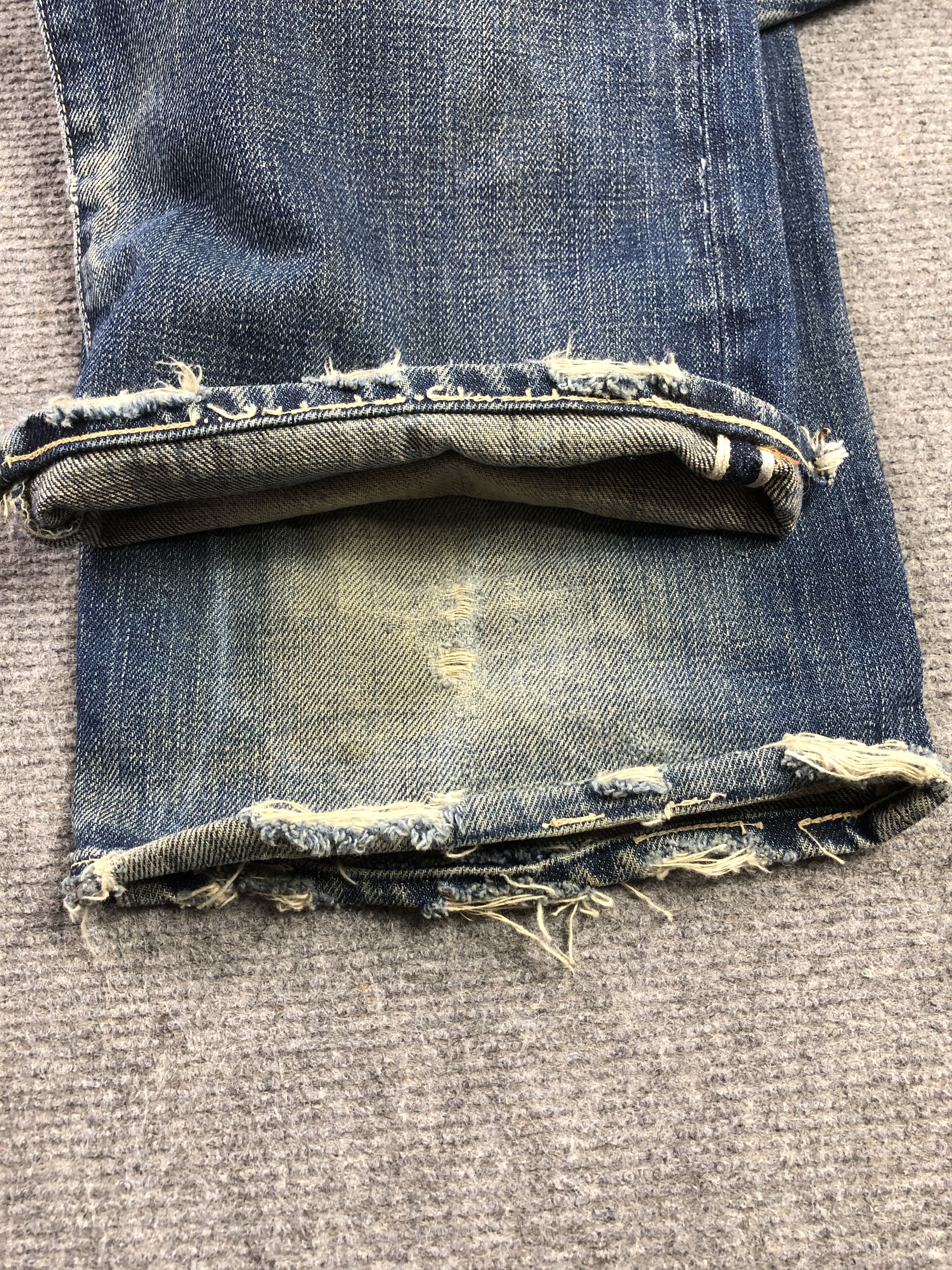 Levi's Faded Blue Vintage Levis Big E LVC Denim Jeans 33x33 Size US 33 - 16 Thumbnail
