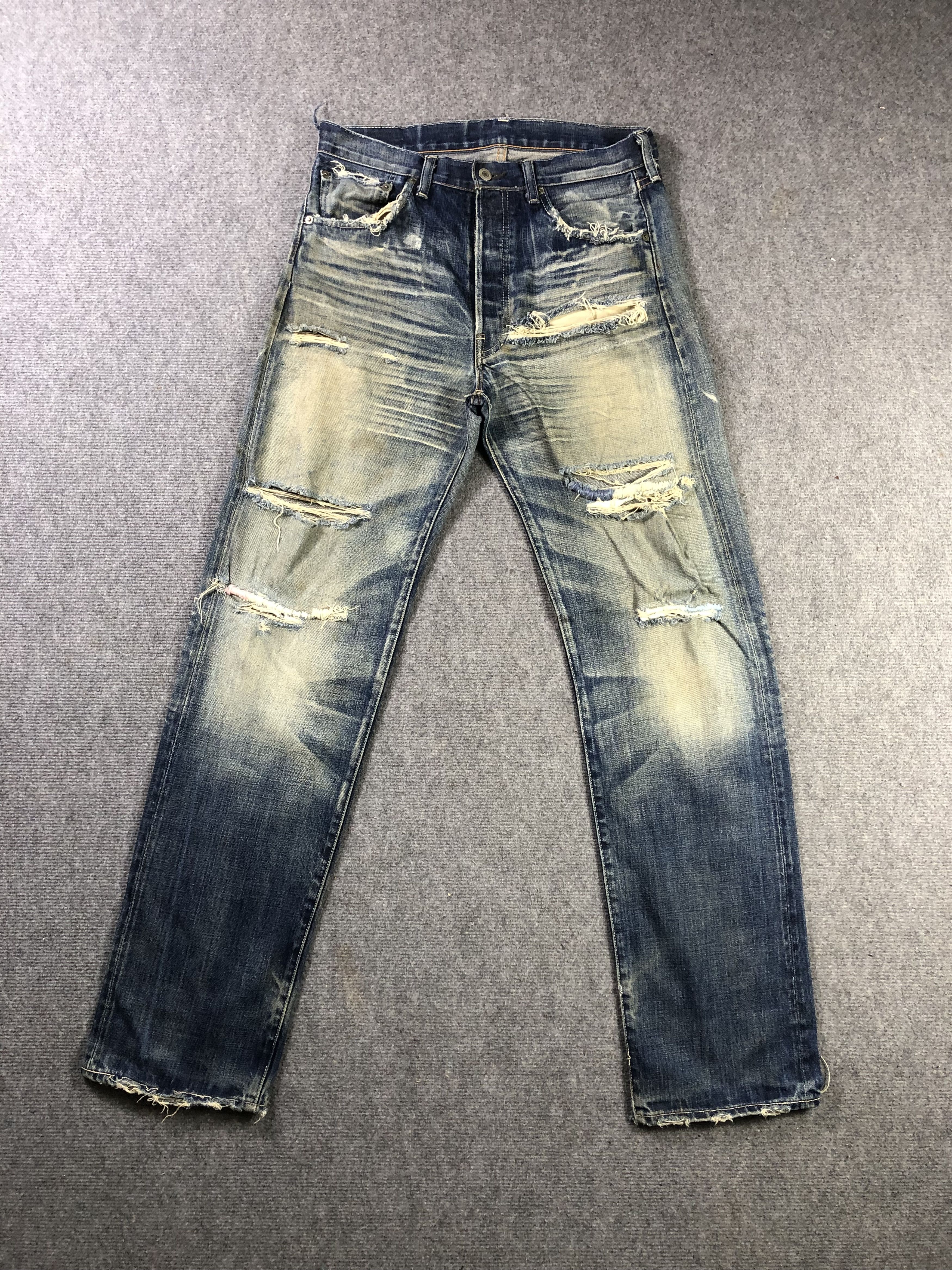 Levi's Faded Blue Vintage Levis Big E LVC Denim Jeans 33x33 Size US 33 - 1 Thumbnail