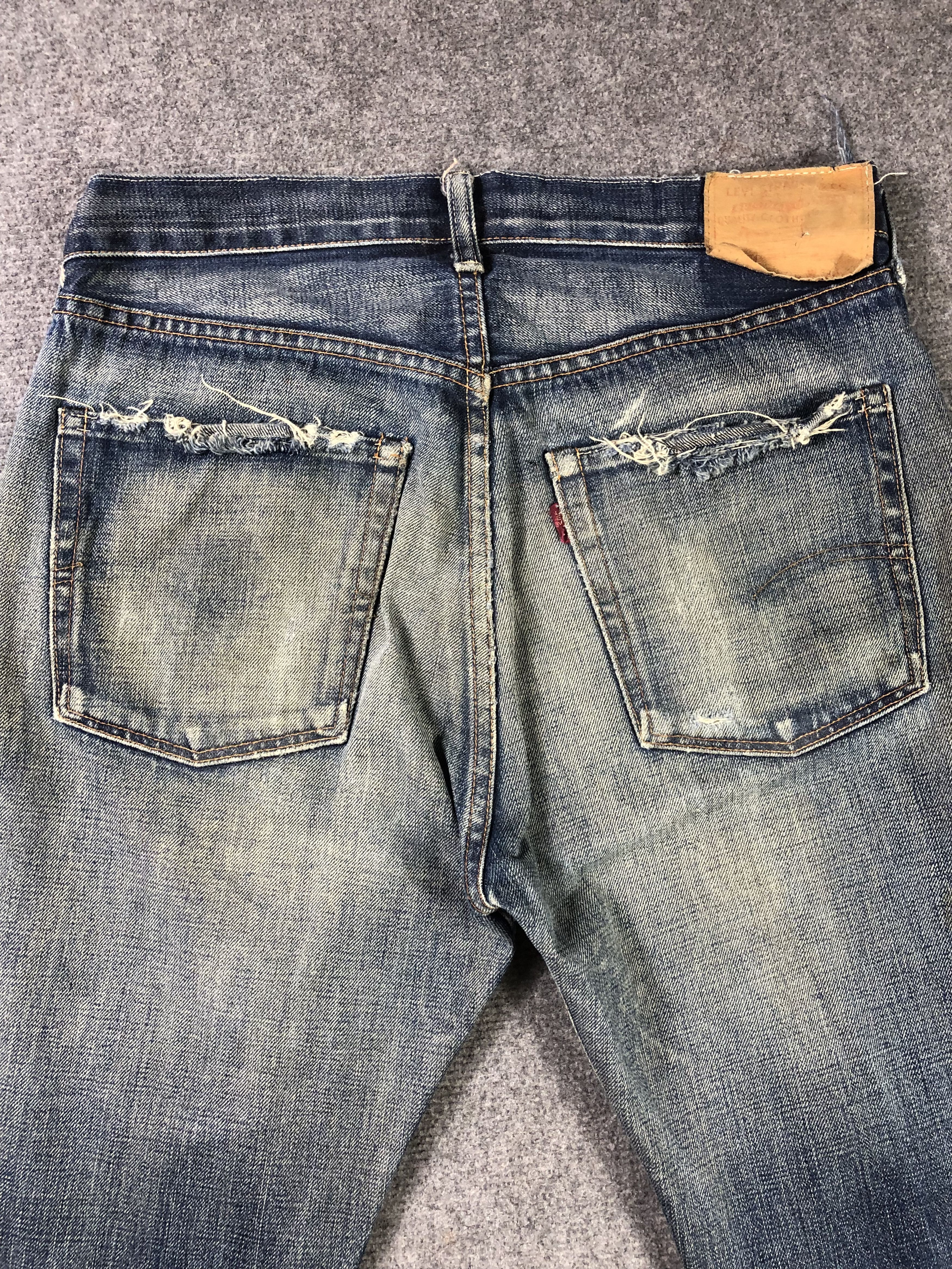 Levi's Faded Blue Vintage Levis Big E LVC Denim Jeans 33x33 Size US 33 - 12 Thumbnail