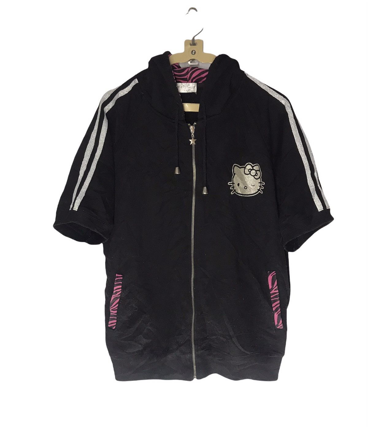 Japanese Brand Hello kitty hoodie zipper short sleeve sweater Size US L / EU 52-54 / 3 - 1 Thumbnail