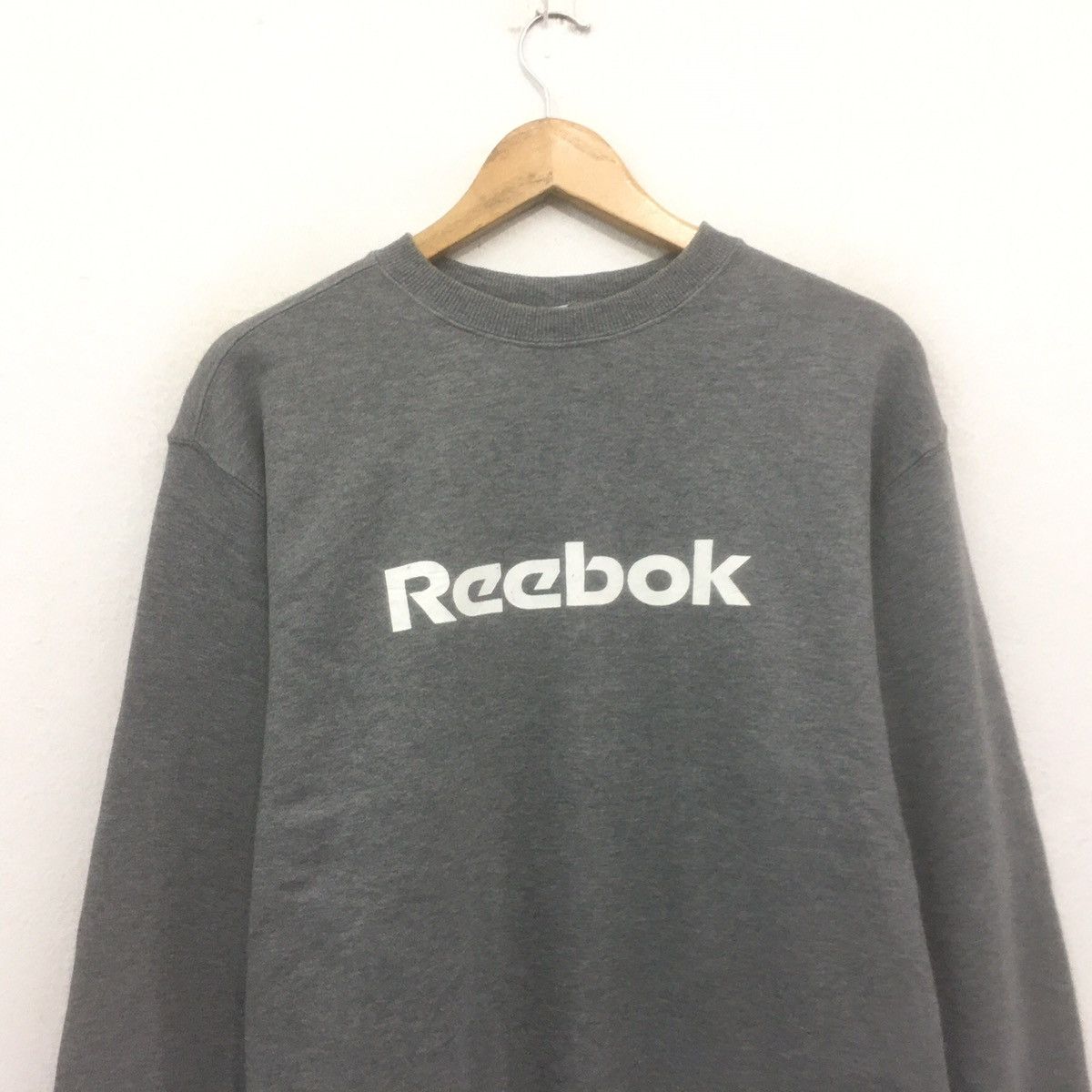 Reebok × Vintage Vintage REEBOK Sweatshirt Big Logo Print Spellout REEBOK Size US M / EU 48-50 / 2 - 3 Thumbnail