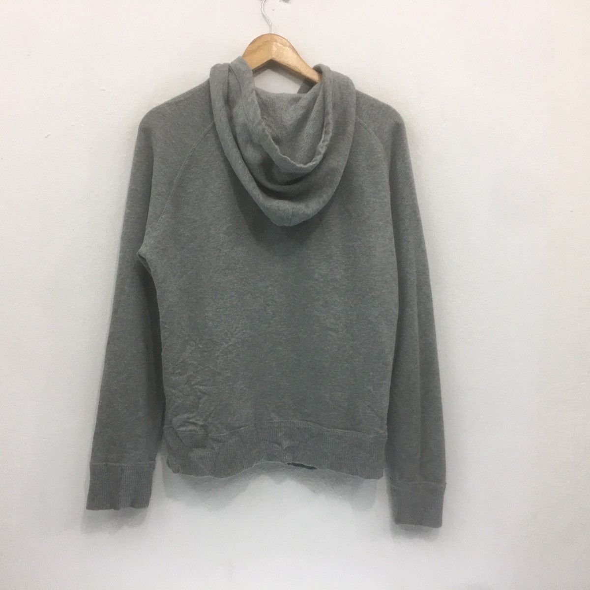 Gap × Japanese Brand Vintage GAP Sweater GAP Hoodie GAP Biglogo Size US S / EU 44-46 / 1 - 6 Thumbnail