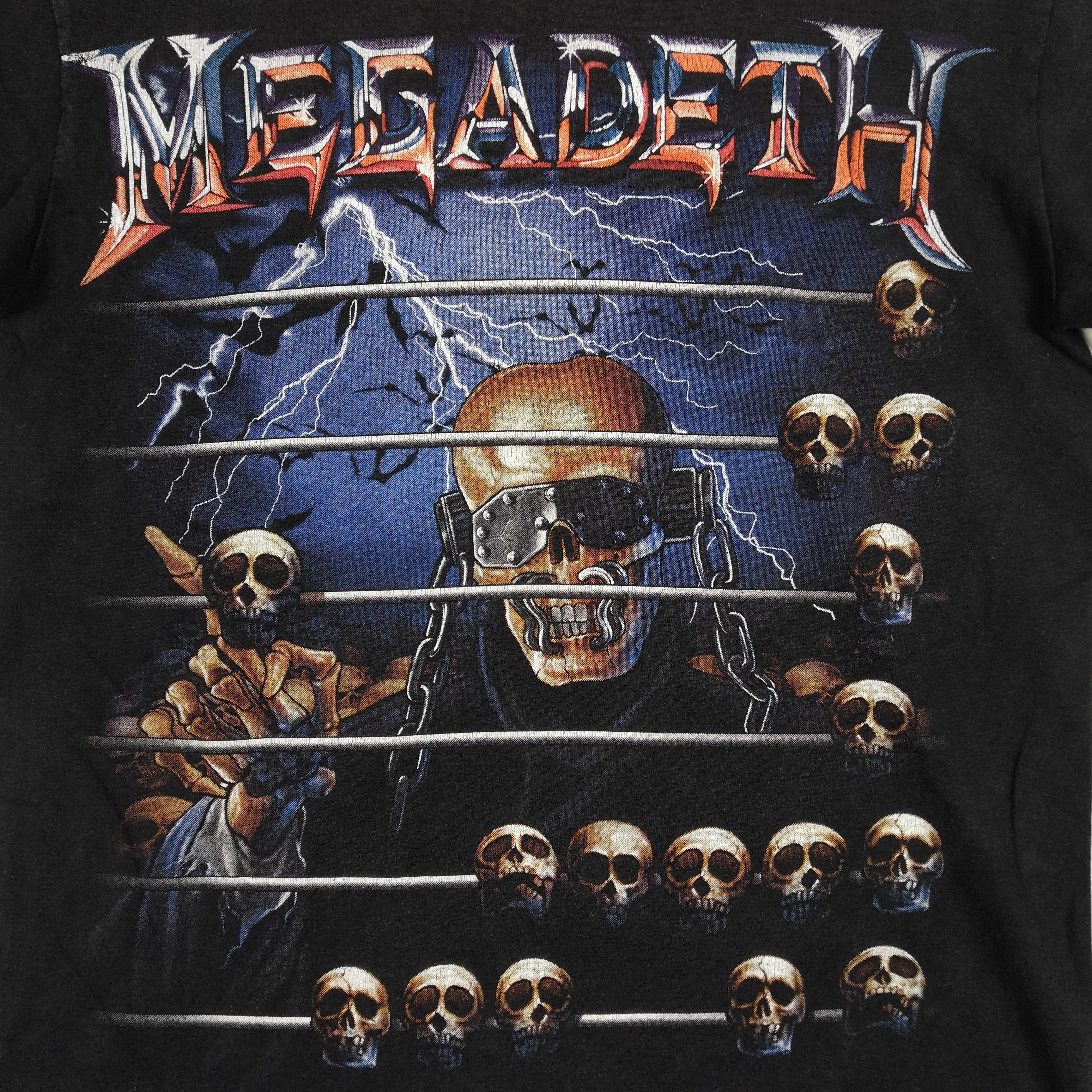 Band Tees Vintage Megadeth T-Shirt Band Tees Skulls Crewneck Tee Size US S / EU 44-46 / 1 - 5 Thumbnail