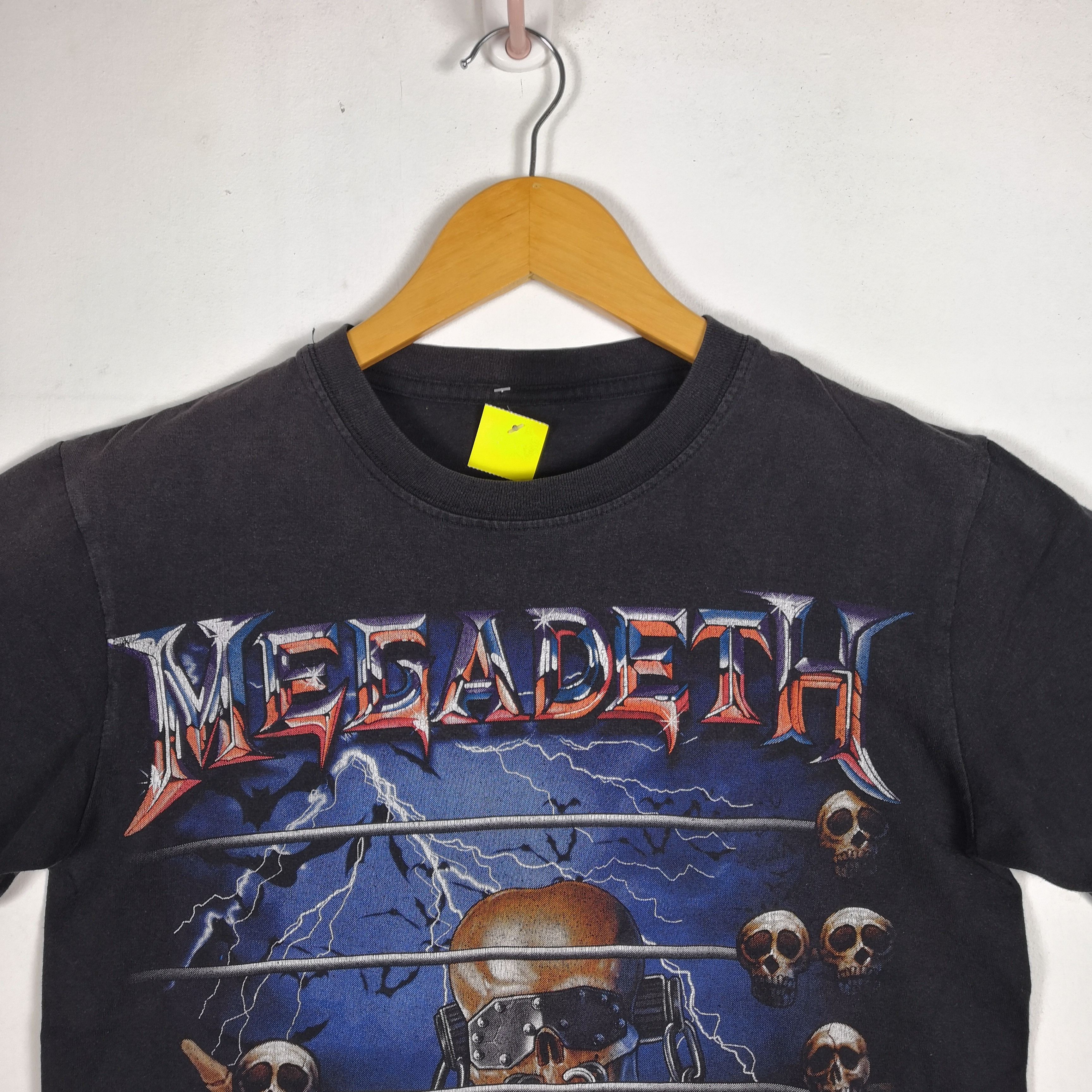 Band Tees Vintage Megadeth T-Shirt Band Tees Skulls Crewneck Tee Size US S / EU 44-46 / 1 - 3 Thumbnail