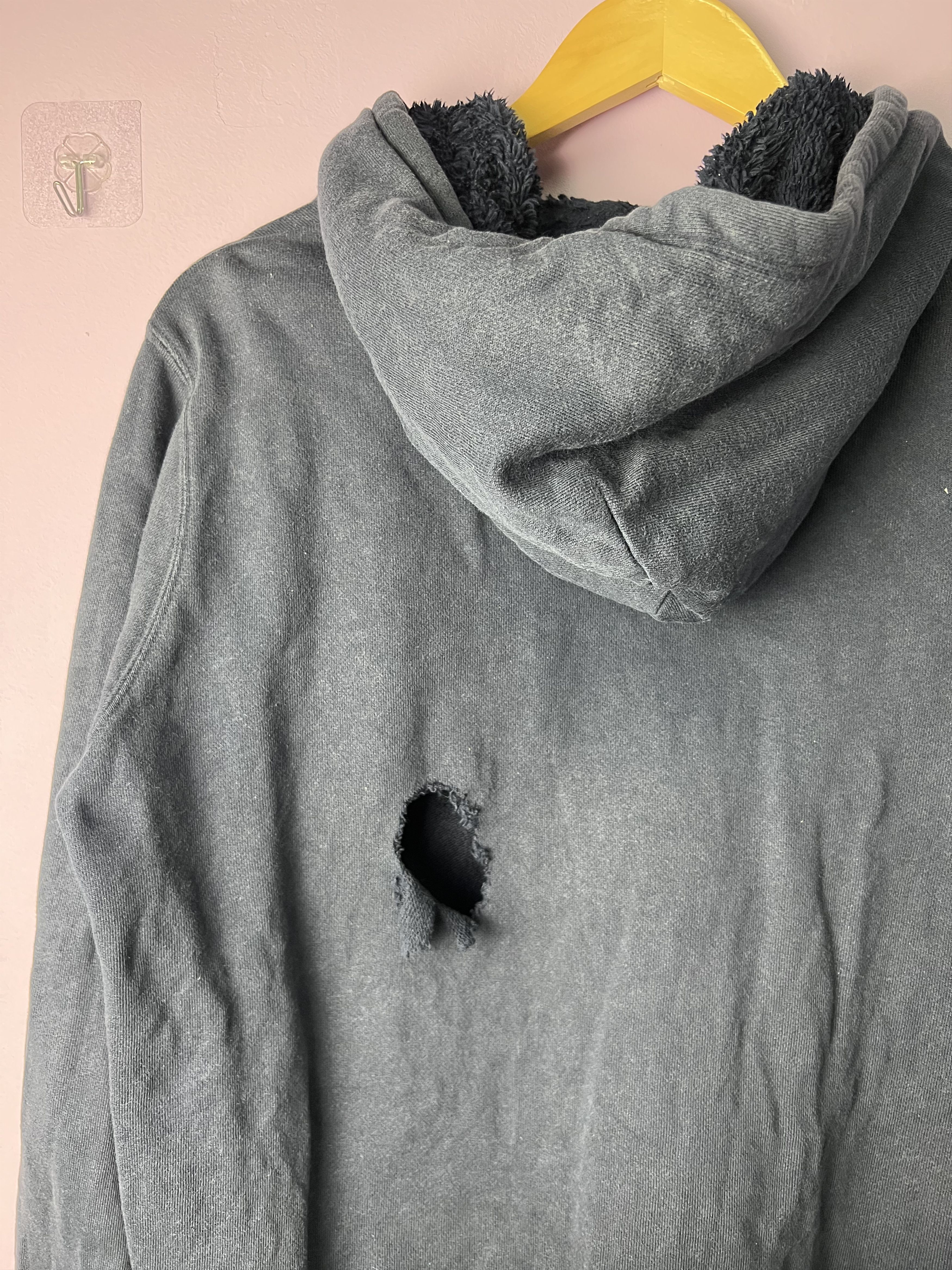 Cartoon Network × Uniqlo 🔥Distressed Ernie & Bert Hoodies Size US M / EU 48-50 / 2 - 12 Thumbnail
