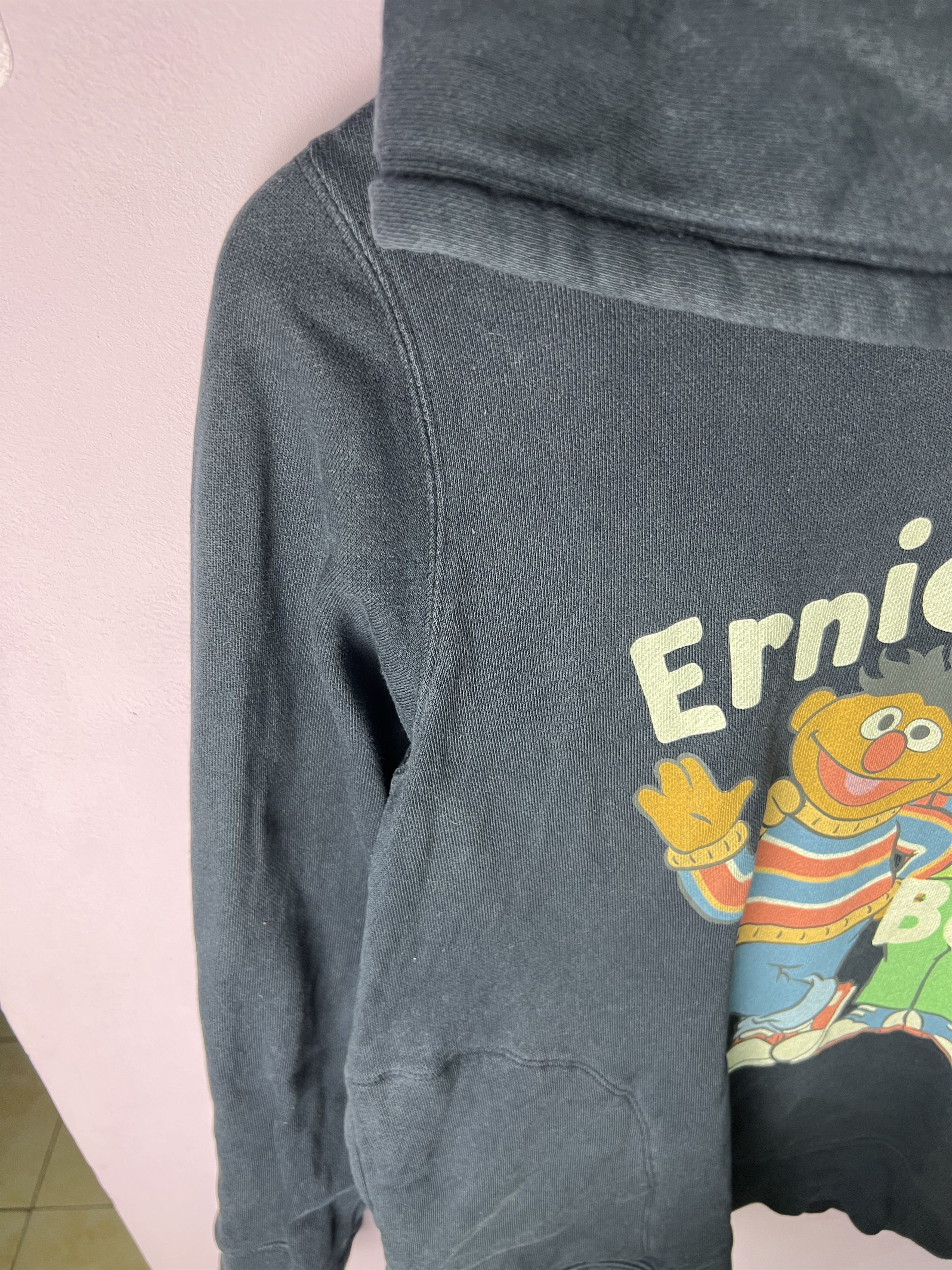 Cartoon Network × Uniqlo 🔥Distressed Ernie & Bert Hoodies Size US M / EU 48-50 / 2 - 5 Thumbnail