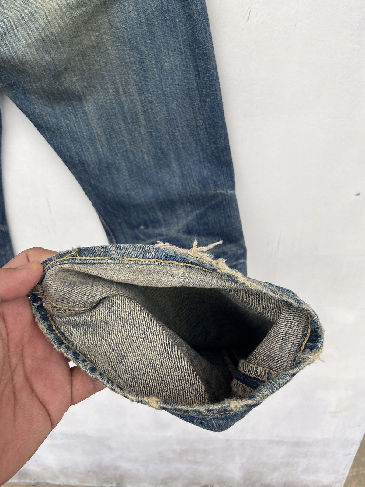 Spellbound Spellbound Thrased Distressed Made in Japan Jeans Size US 29 - 8 Thumbnail