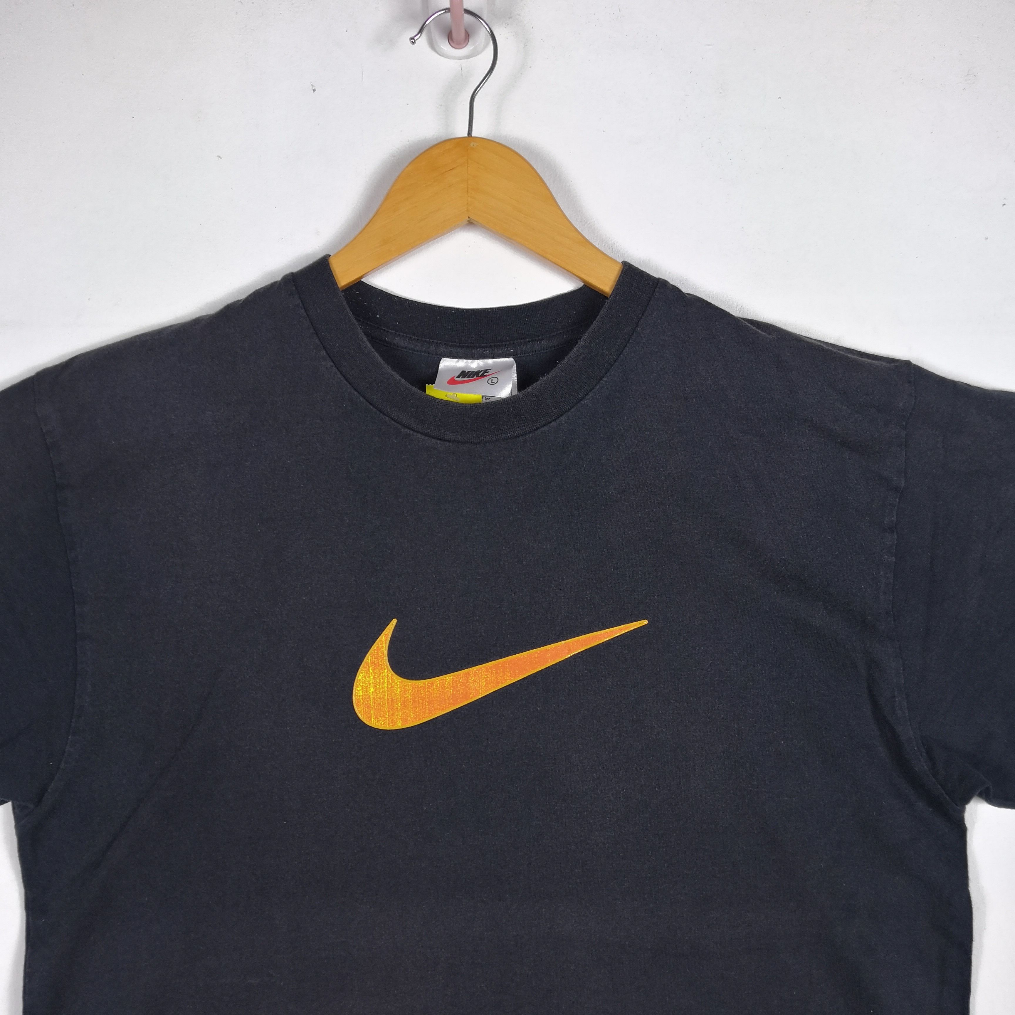 Nike Vintage Nike T-Shirt Swoosh Nike Tees Sportswear 56789 Size US M / EU 48-50 / 2 - 2 Thumbnail