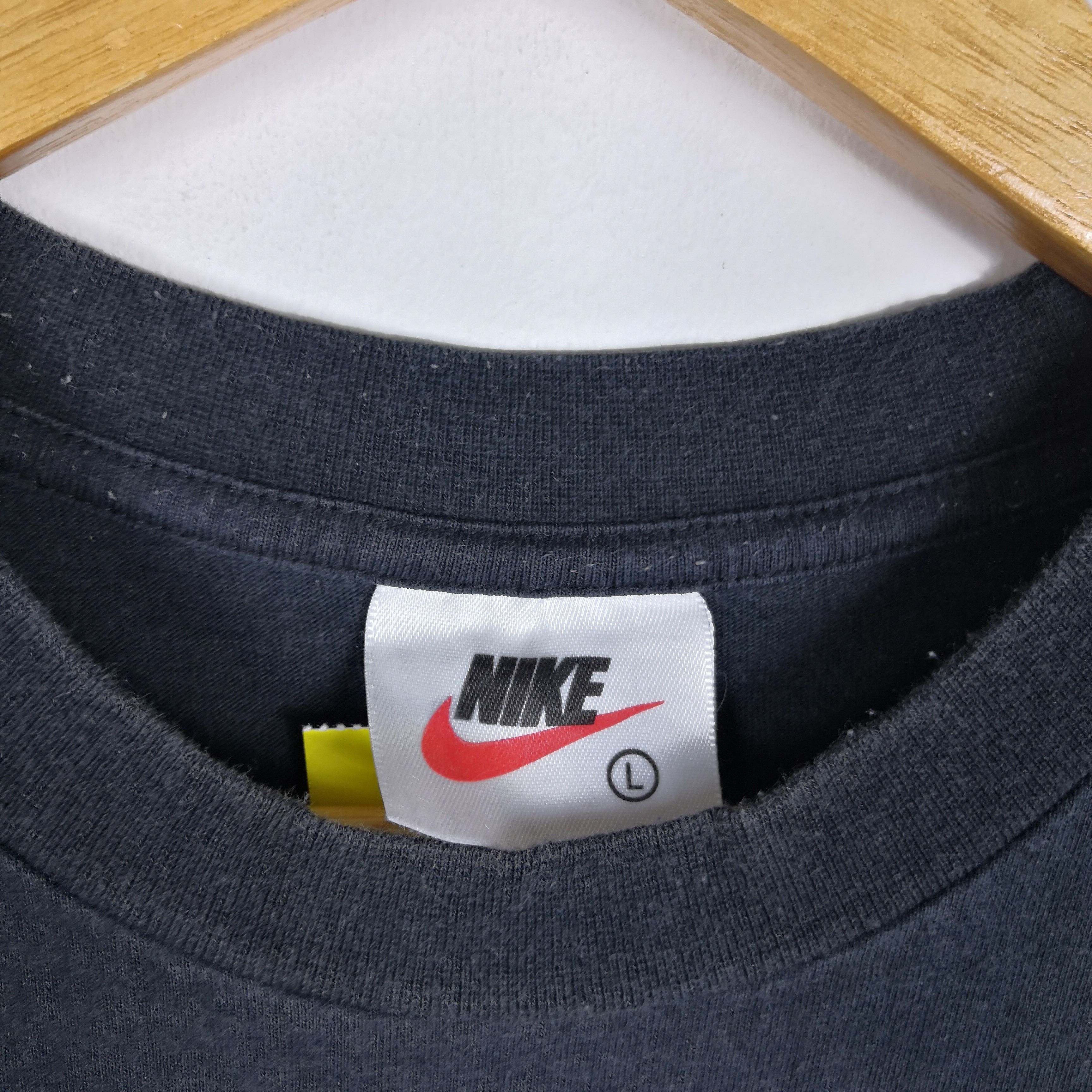 Nike Vintage Nike T-Shirt Swoosh Nike Tees Sportswear 56789 Size US M / EU 48-50 / 2 - 4 Thumbnail