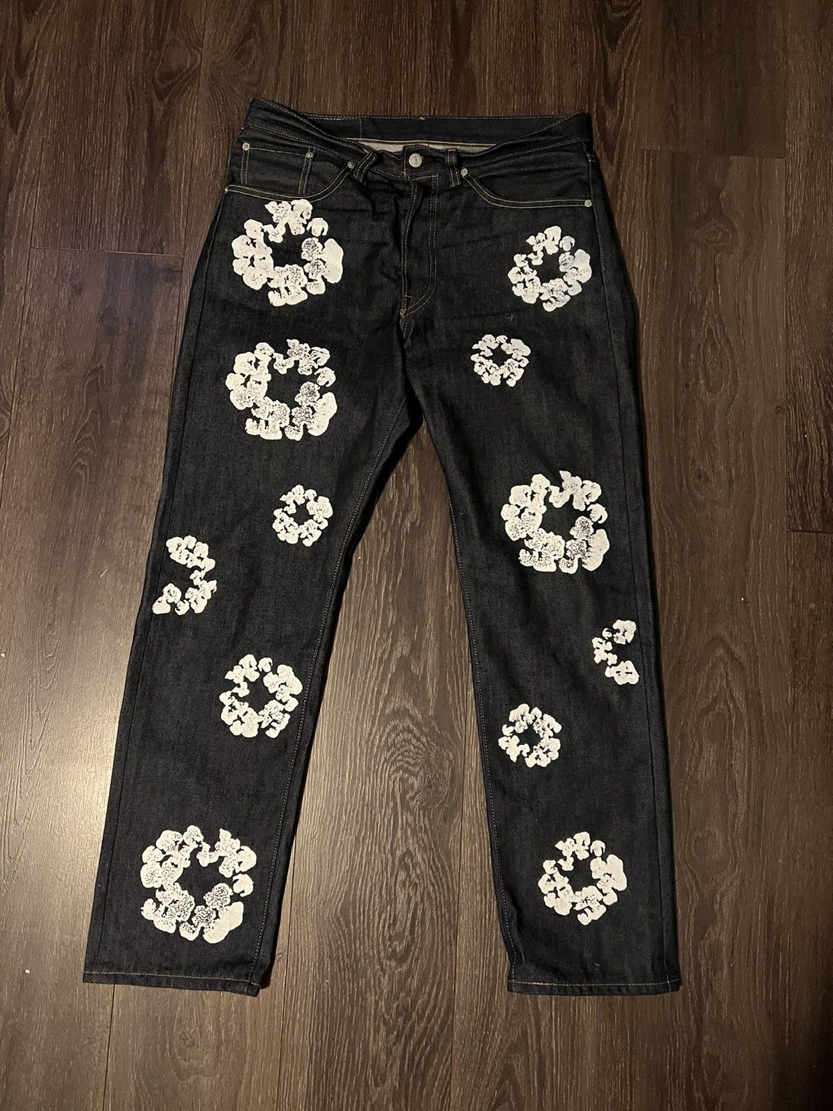 Denim Tears x Levi’s Cotton Wreath Jeans (Dark Blue)