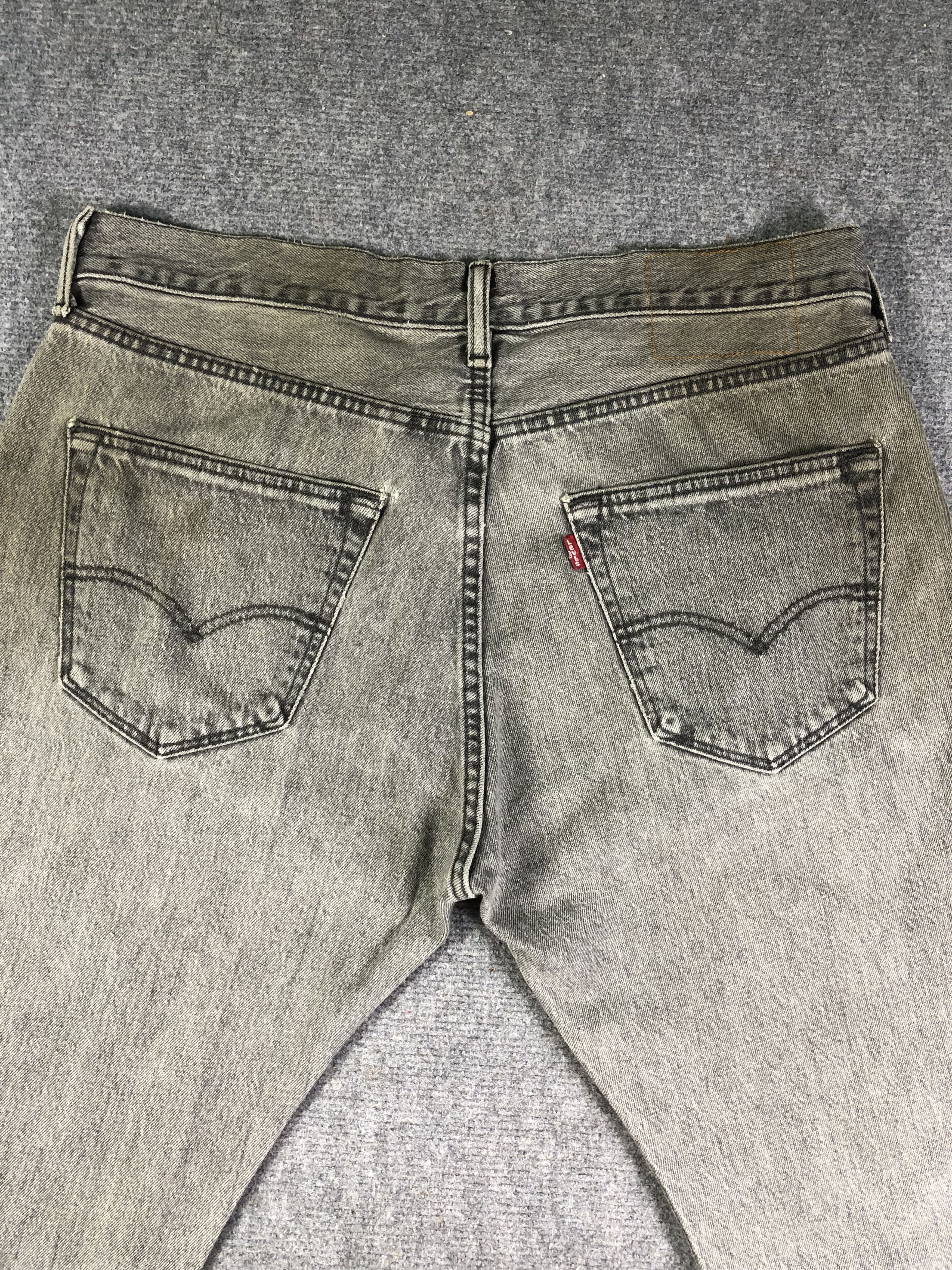 Levi's Wash Black Levis 501 Denim Jeans Size US 36 / EU 52 - 12 Thumbnail