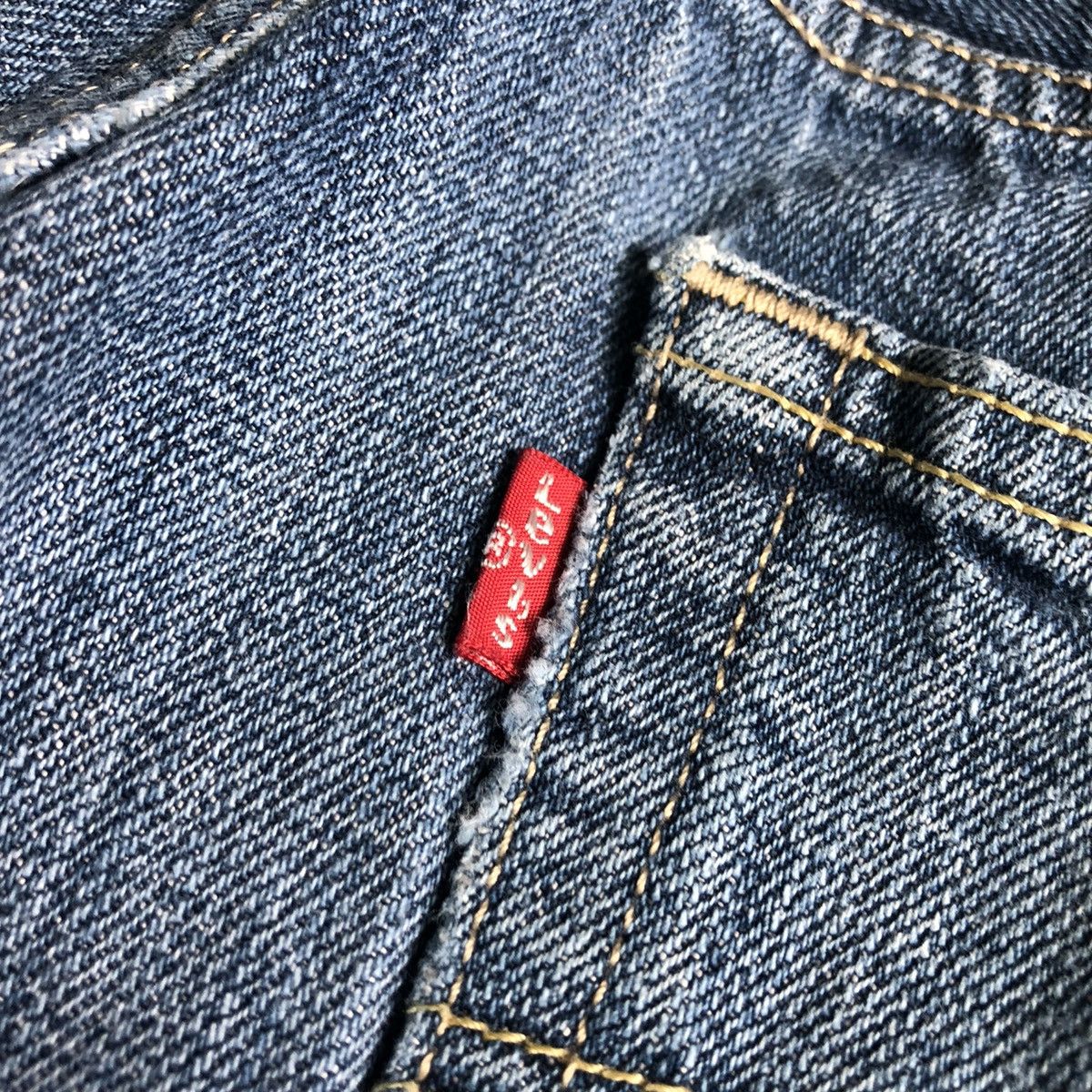 Levi's Vintage Levi’s 501 Buttonfly Distressed Denim Jeans 32x30 Size US 32 / EU 48 - 3 Thumbnail