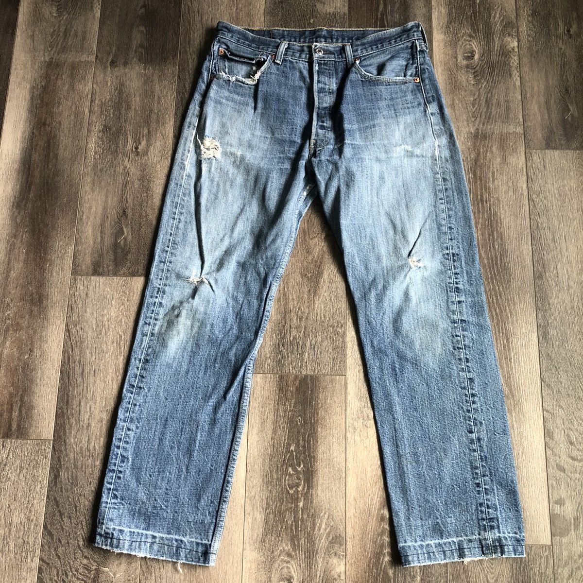 Levi's Vintage Levi’s 501 Buttonfly Distressed Denim Jeans 32x30 Size US 32 / EU 48 - 2 Thumbnail