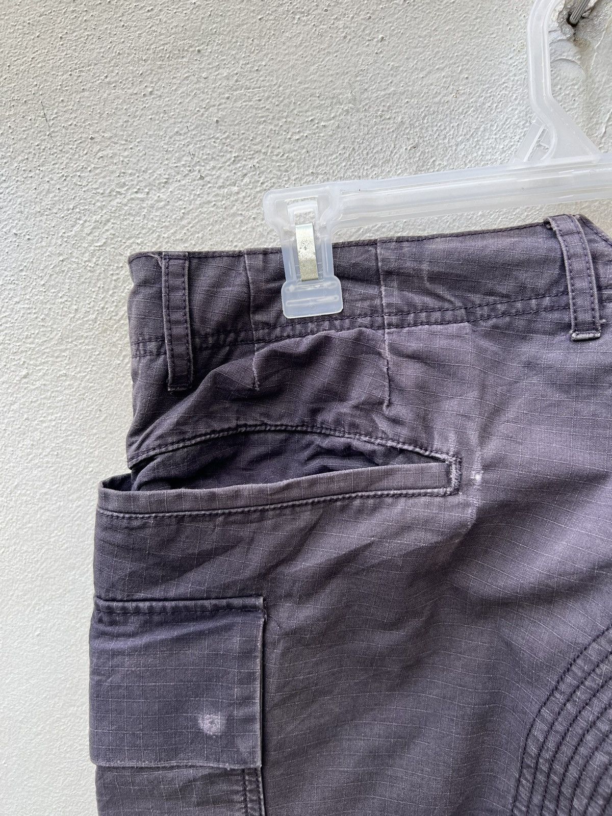 Snow Peak Snow Peak Distress Sun Faded Ripstop Cargo Trouser Pant Size US 32 / EU 48 - 16 Thumbnail