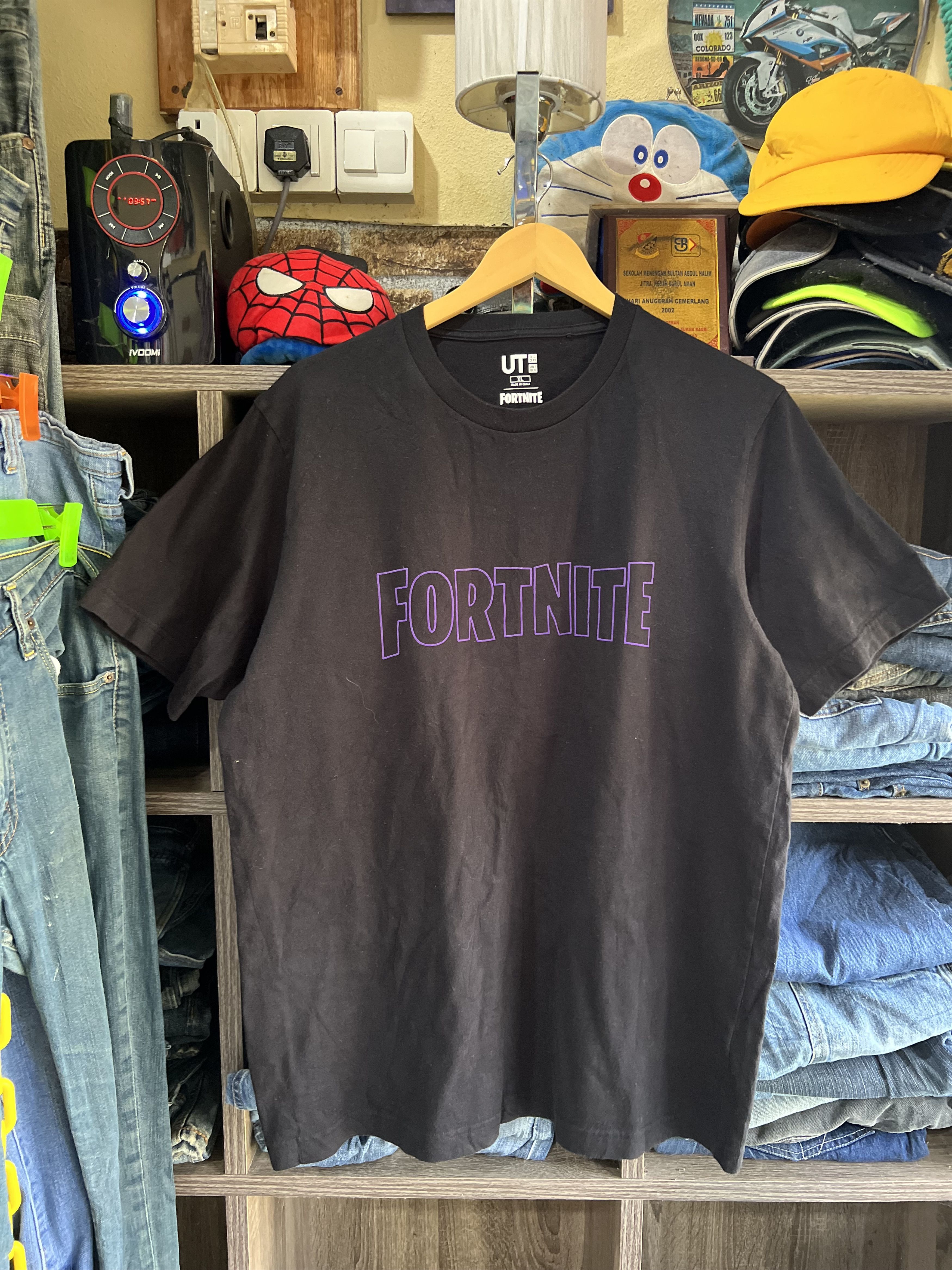 Japanese Brand 🔥Rare Fortnite x Uniqlo Epic Games Tees Size US L / EU 52-54 / 3 - 10 Thumbnail