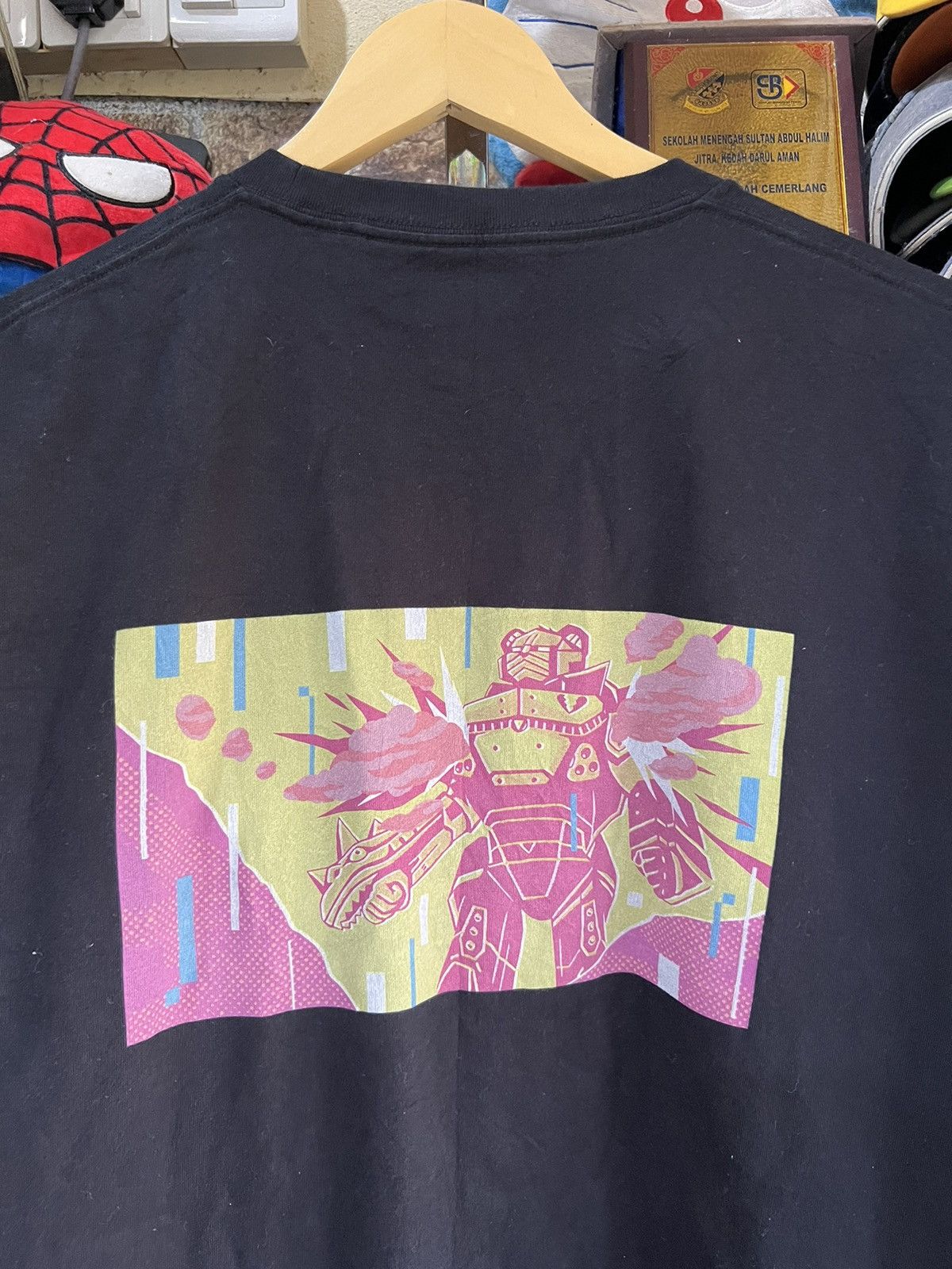 Japanese Brand 🔥Rare Fortnite x Uniqlo Epic Games Tees Size US L / EU 52-54 / 3 - 6 Thumbnail