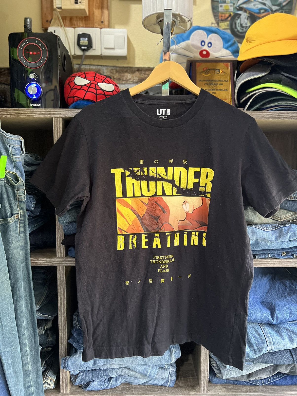 Anime 🔥Thunder Breathing x Uniqlo Tees Size US M / EU 48-50 / 2 - 1 Thumbnail