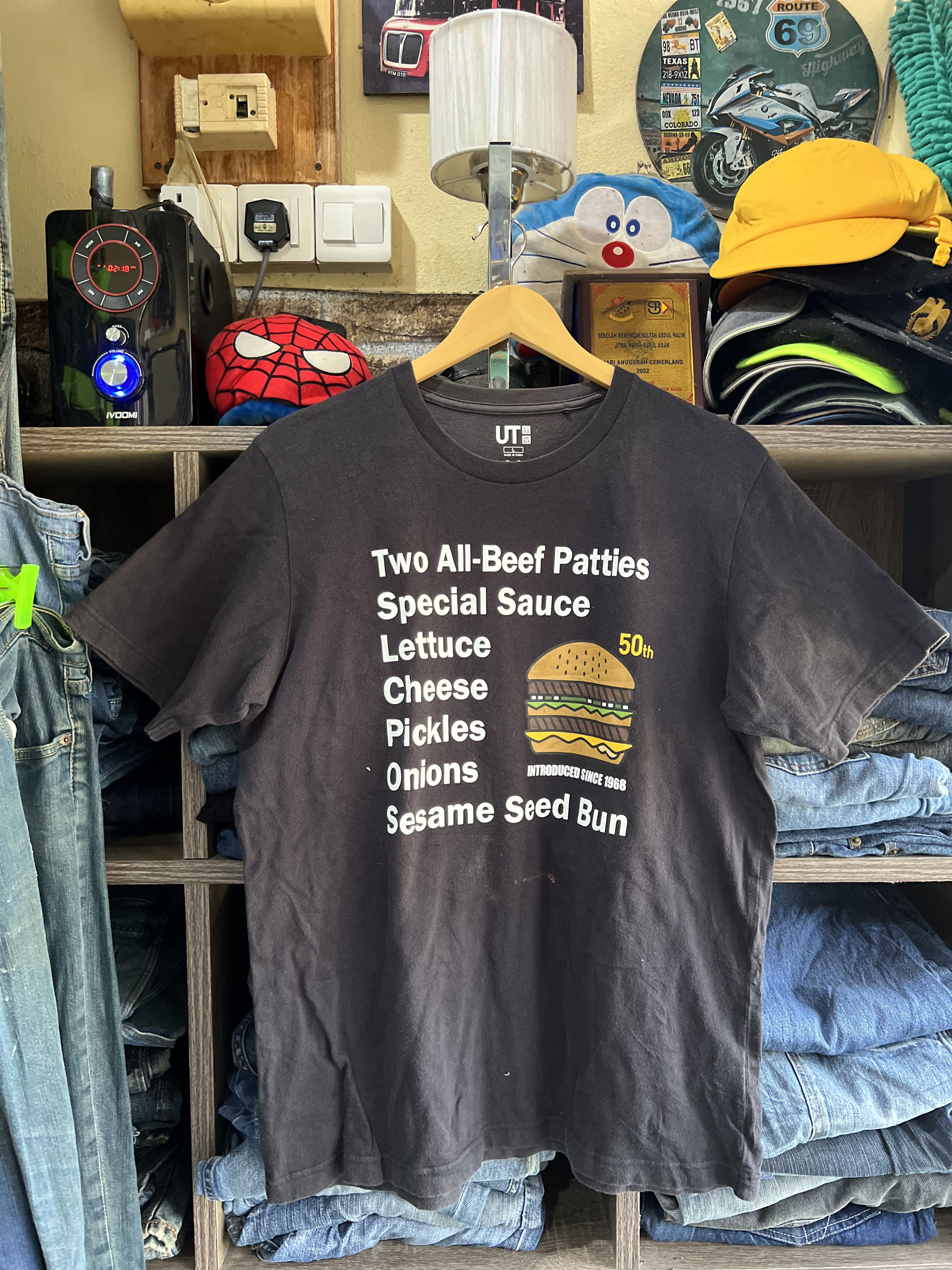 Japanese Brand 🔥Sun Faded McDonalds Menu x Uniqlo Tees Size US M / EU 48-50 / 2 - 11 Thumbnail