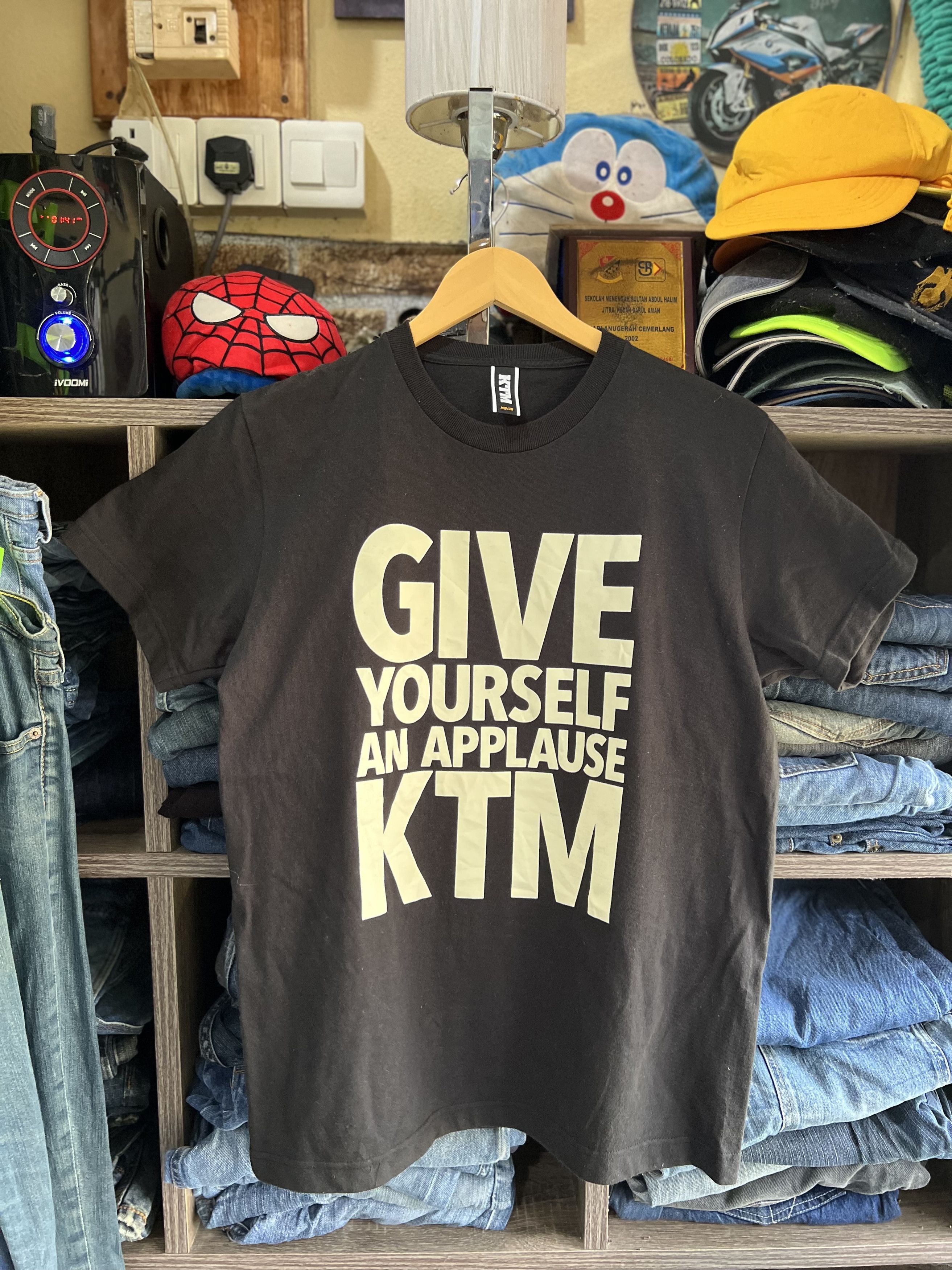 Band Tees 🔥KTM Give Yourself An Applause Size US M / EU 48-50 / 2 - 12 Thumbnail