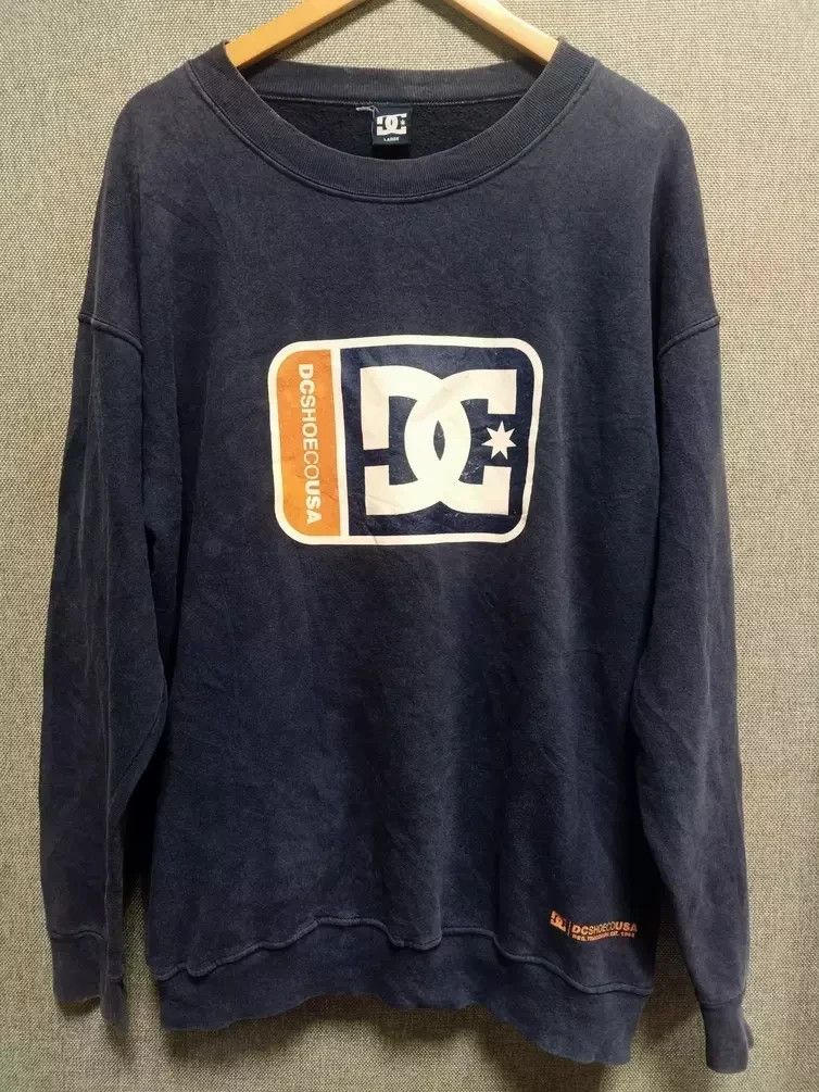 DC vintage 90s sweatshirt dcshoe skateboard very rare Size US L / EU 52-54 / 3 - 1 Thumbnail
