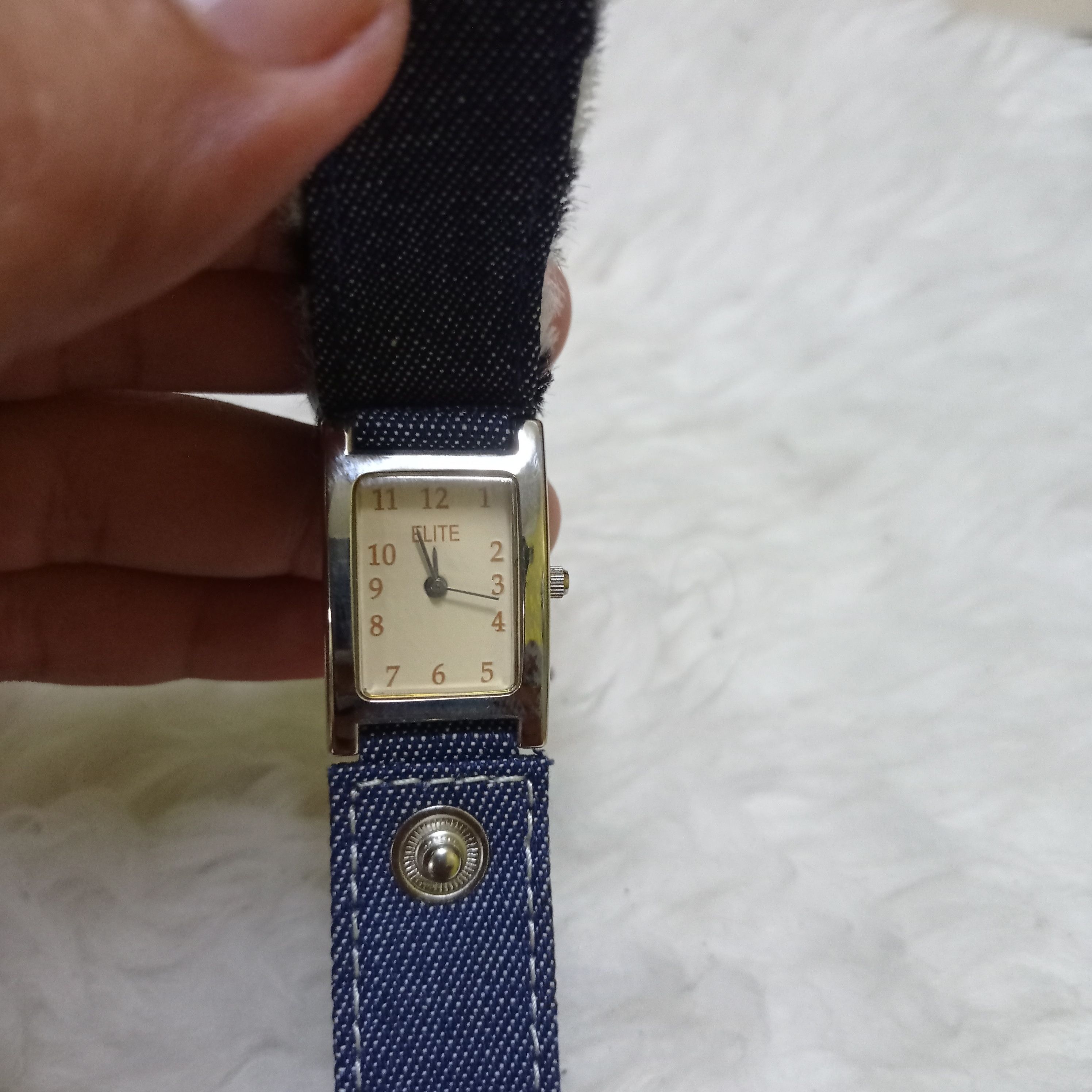 Japanese Brand RARE DESIGN. ELITE COVERED WATCH. FASHION DESIGNER WATCH. Size ONE SIZE - 8 Thumbnail