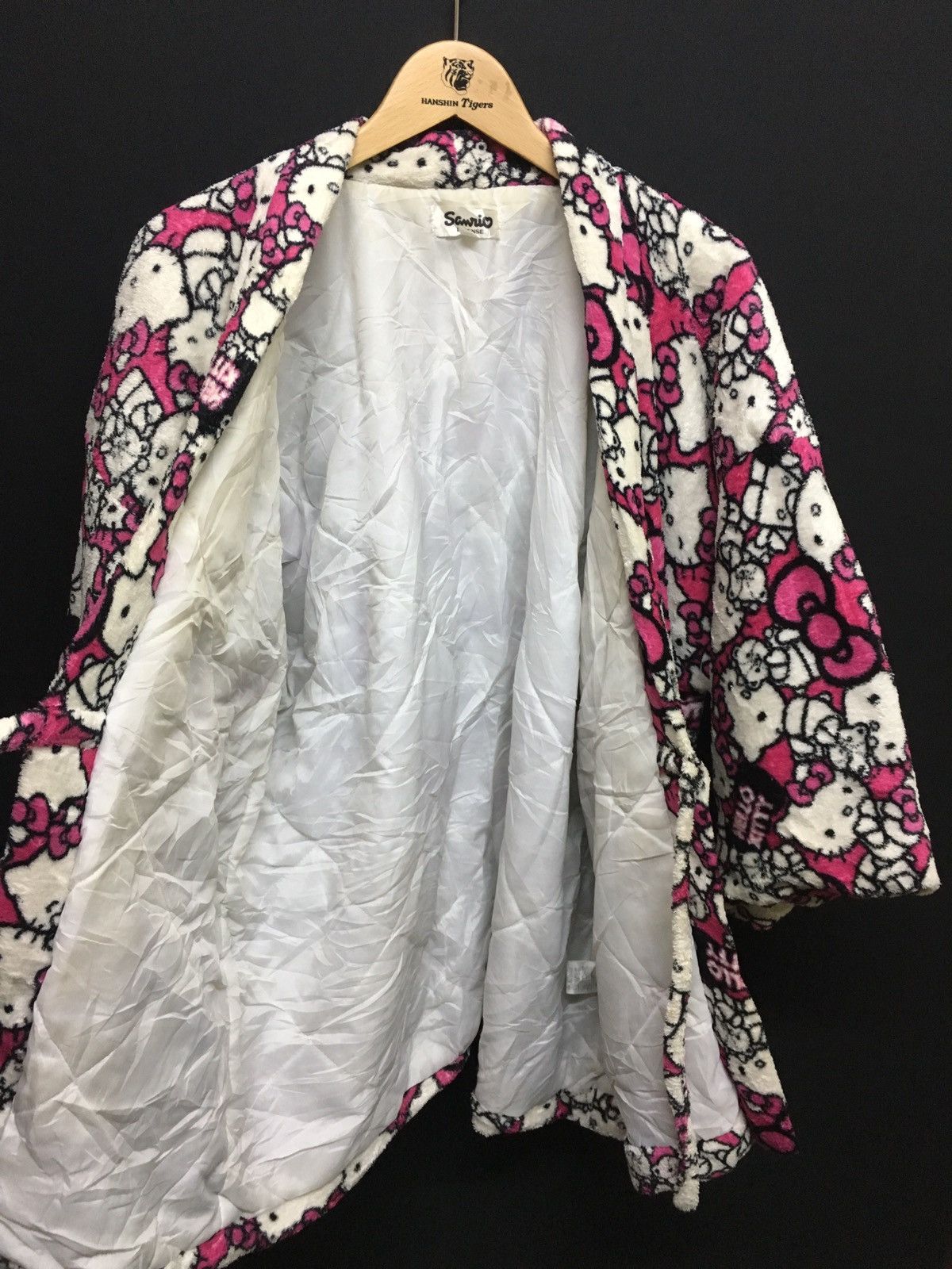 Cartoon Network × Japanese Brand Kimono Hello Kitty Full Print Like Visvim / Kapital Style Size US M / EU 48-50 / 2 - 6 Thumbnail