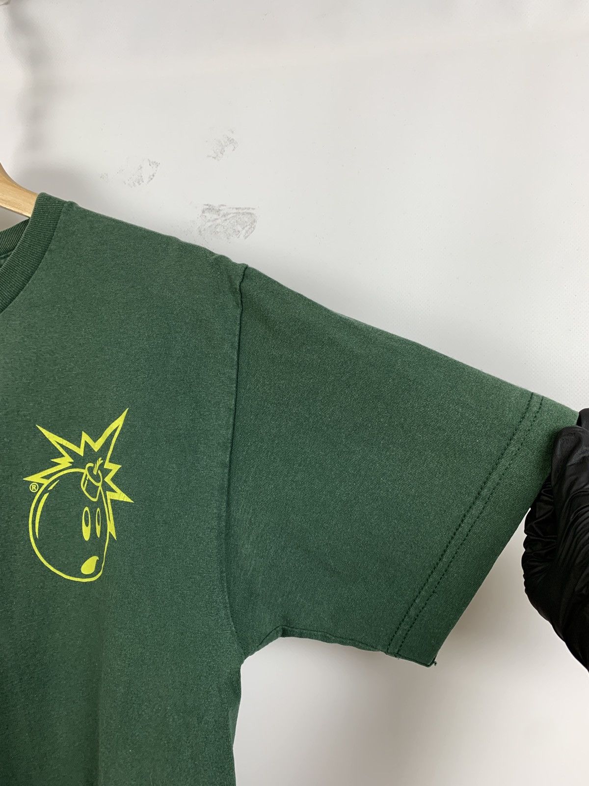 The Hundreds Vintage The Hundreds Adam Bomb Faded Green T-Shirt Size US M / EU 48-50 / 2 - 10 Thumbnail