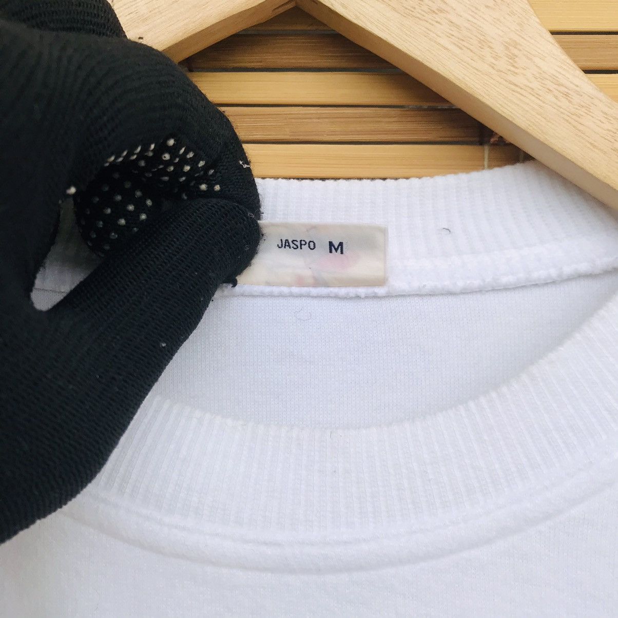 Ellesse × Vintage Vintage Ellesse crewneck jumper big logo embroidered Size US M / EU 48-50 / 2 - 8 Thumbnail