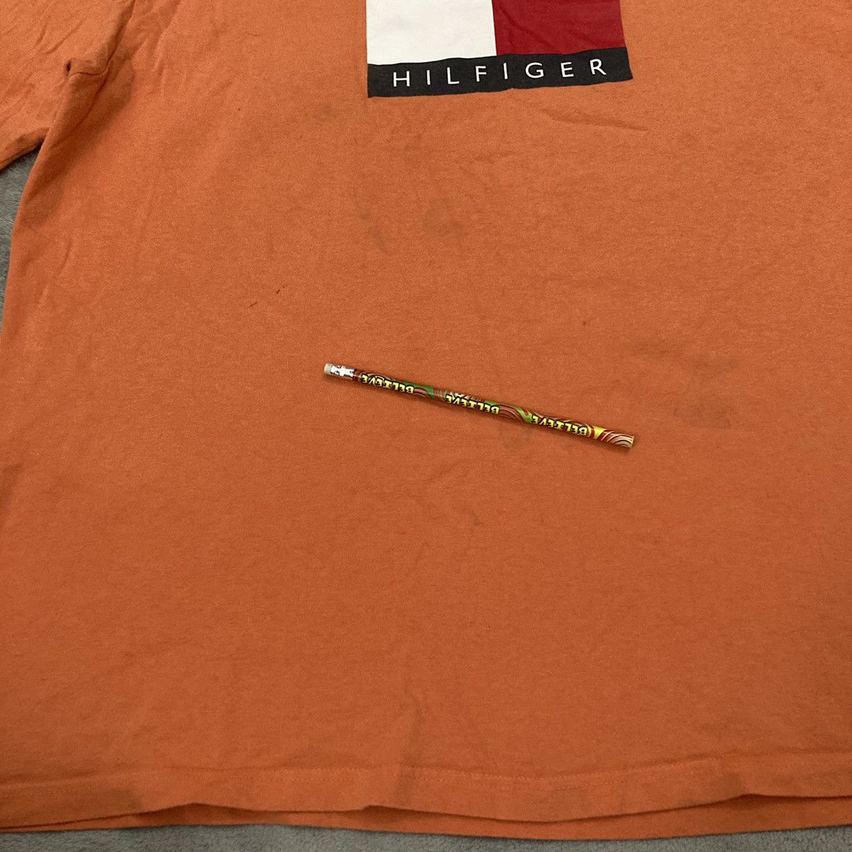 Tommy Hilfiger × Vintage Vintage Tommy Hilfiger Tee Size US XXL / EU 58 / 5 - 2 Thumbnail