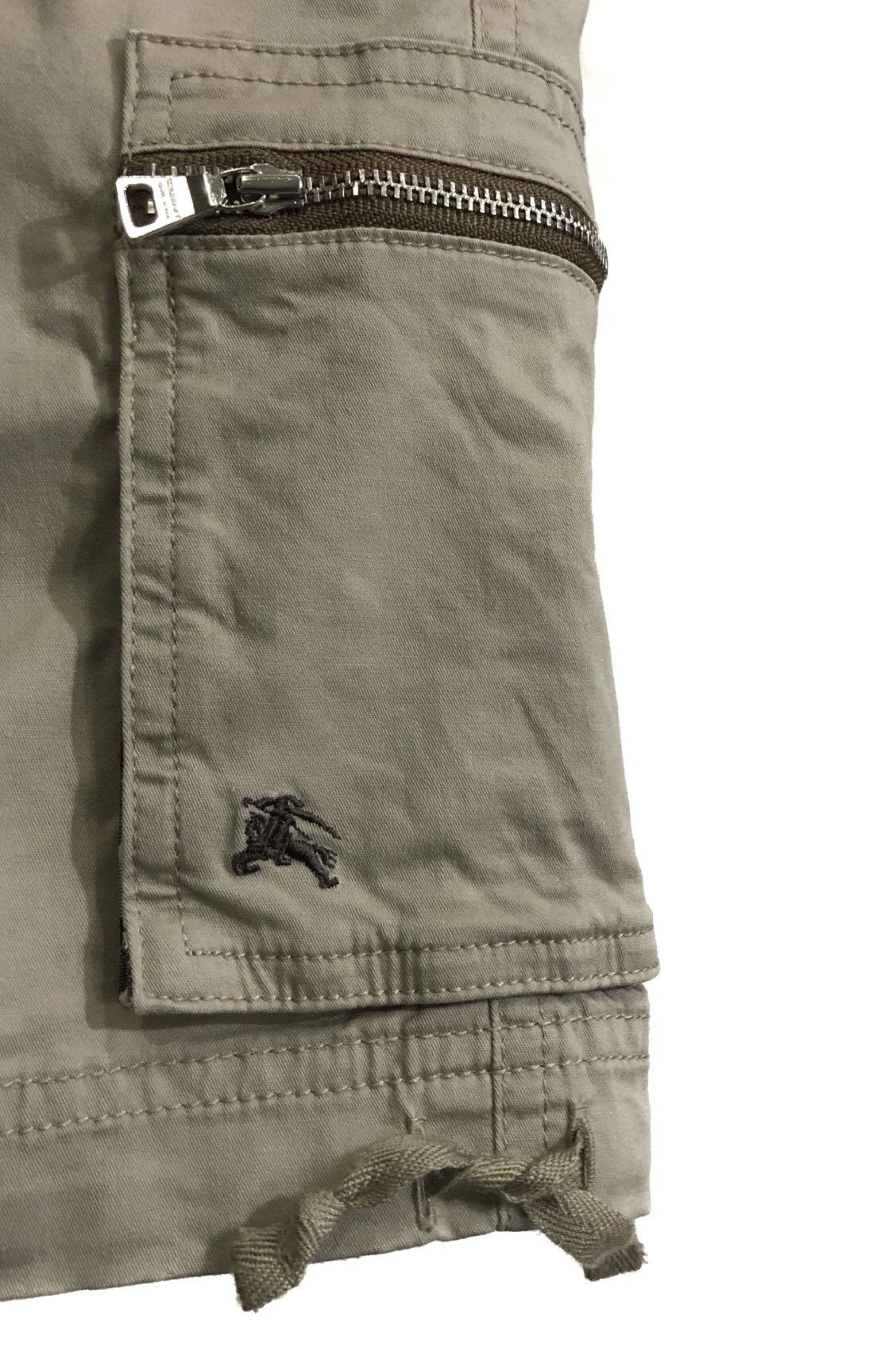 Burberry Authentic Burberry Black Label Cargo Short Pant Size US 32 / EU 48 - 9 Thumbnail