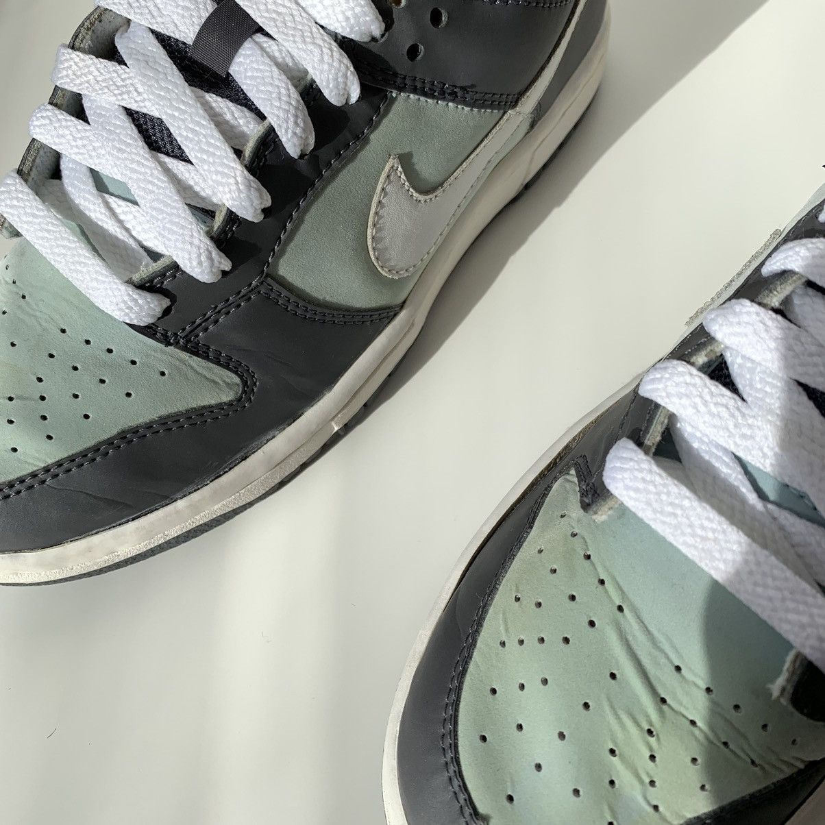 Nike 2003 Nike Dunk Low Light Graphite White-Cloud Gray Size US 7 / IT 37 - 8 Thumbnail