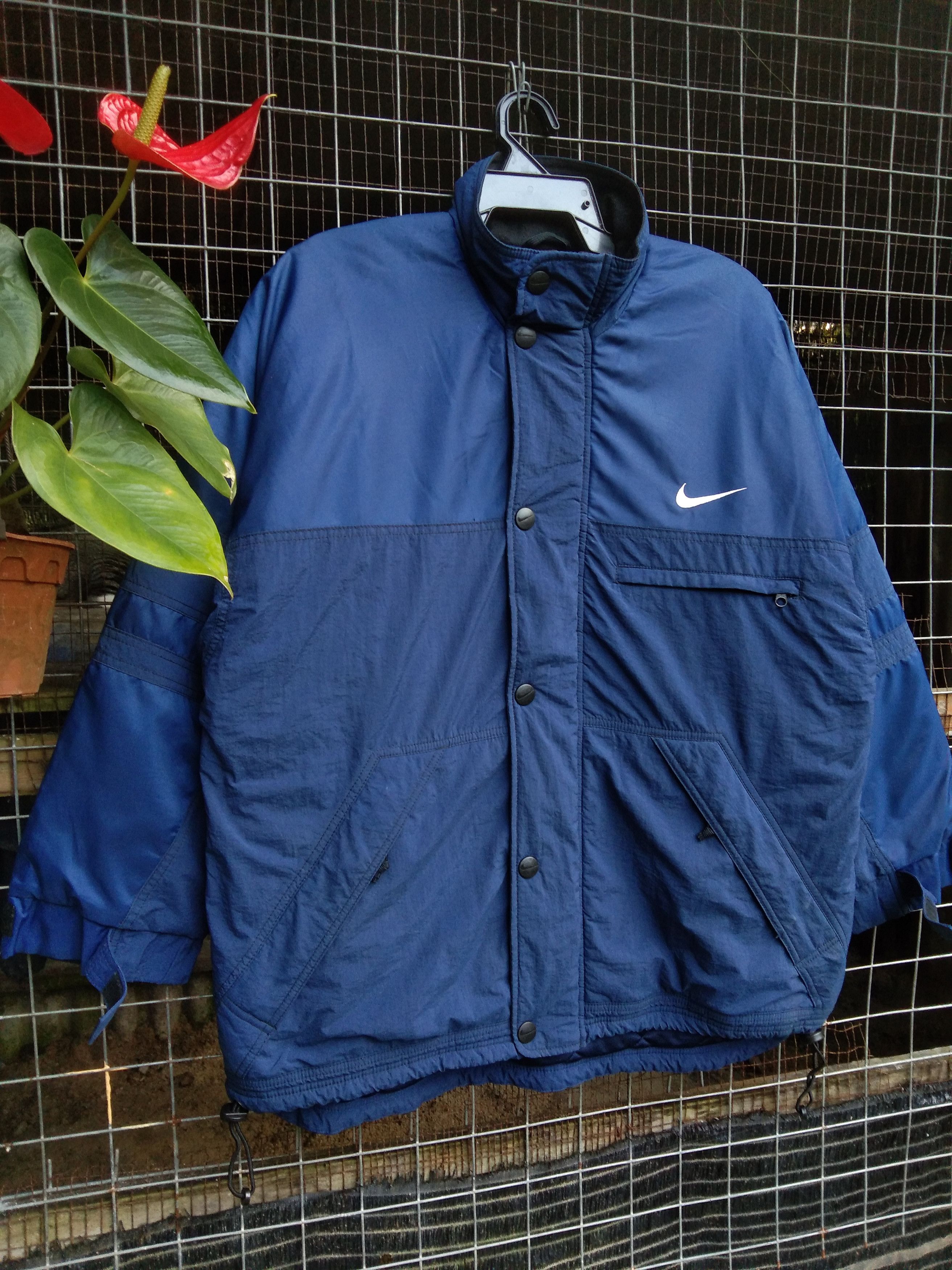 Nike VINTAGE NIKE MEN'S OUTDOORS JACKET Size US L / EU 52-54 / 3 - 3 Thumbnail
