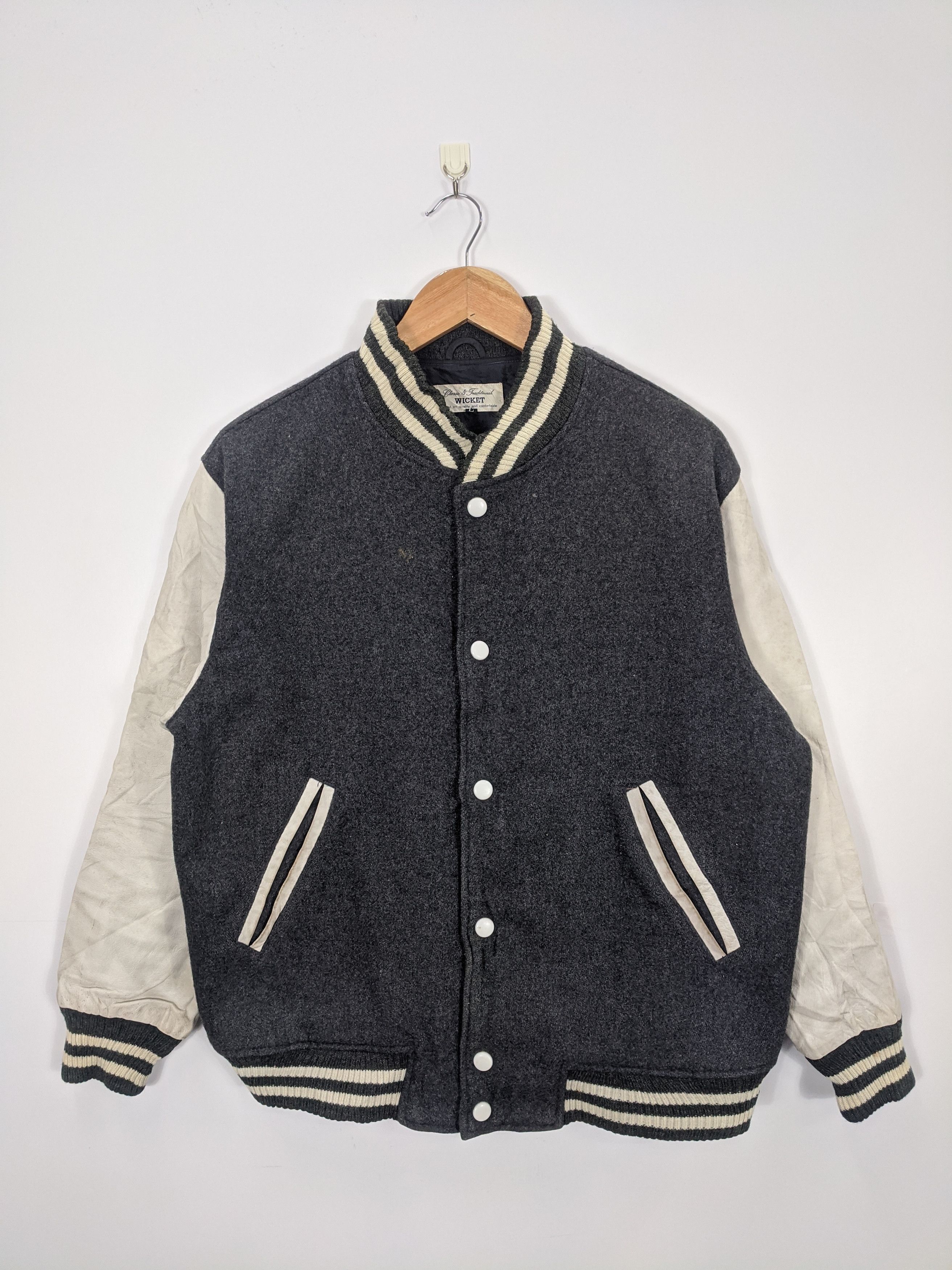 Japanese Brand × Vintage Vintage Varsity Jacket Leather Sleeve Gray Size US L / EU 52-54 / 3 - 1 Thumbnail