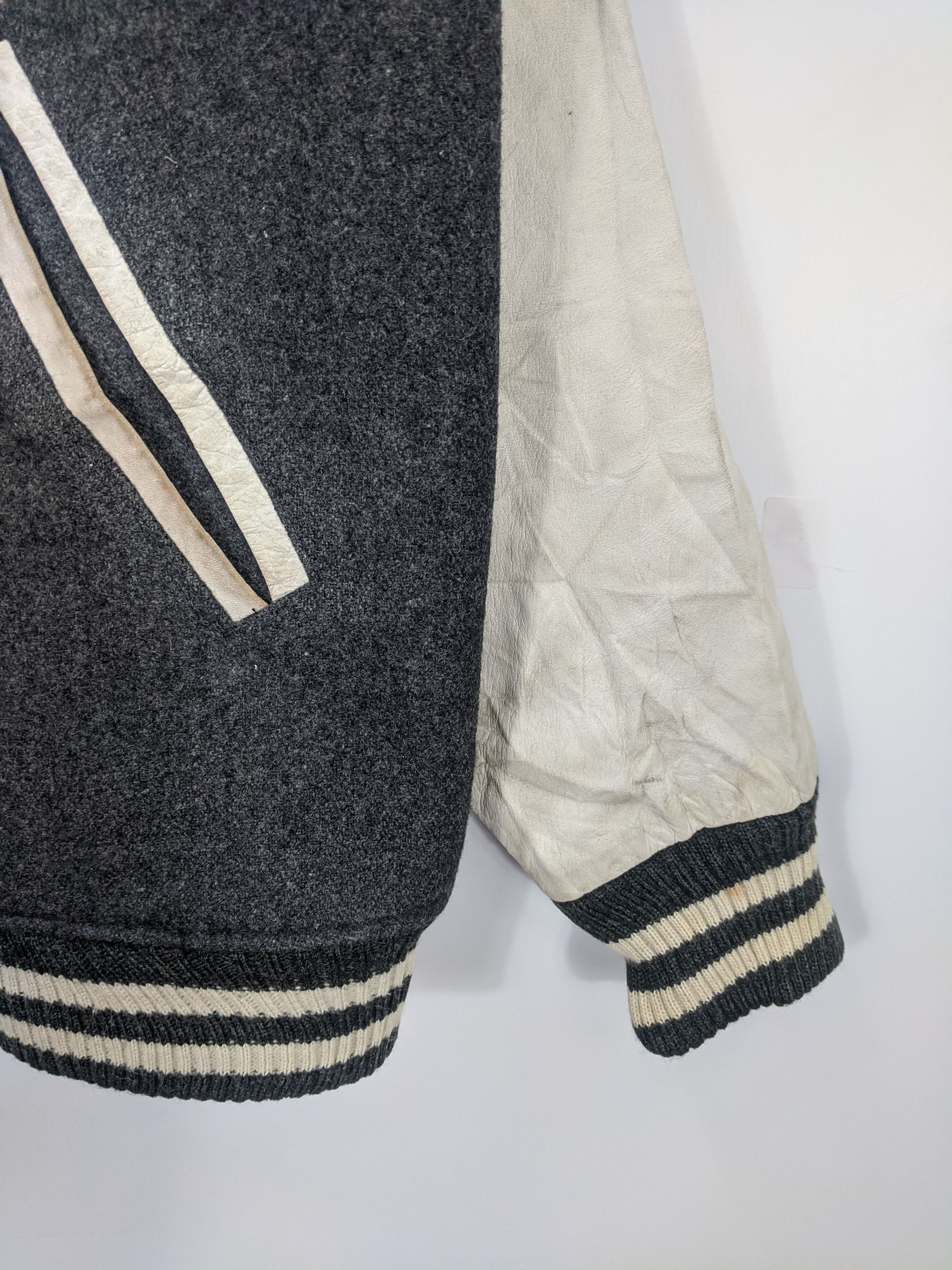Japanese Brand × Vintage Vintage Varsity Jacket Leather Sleeve Gray Size US L / EU 52-54 / 3 - 5 Thumbnail