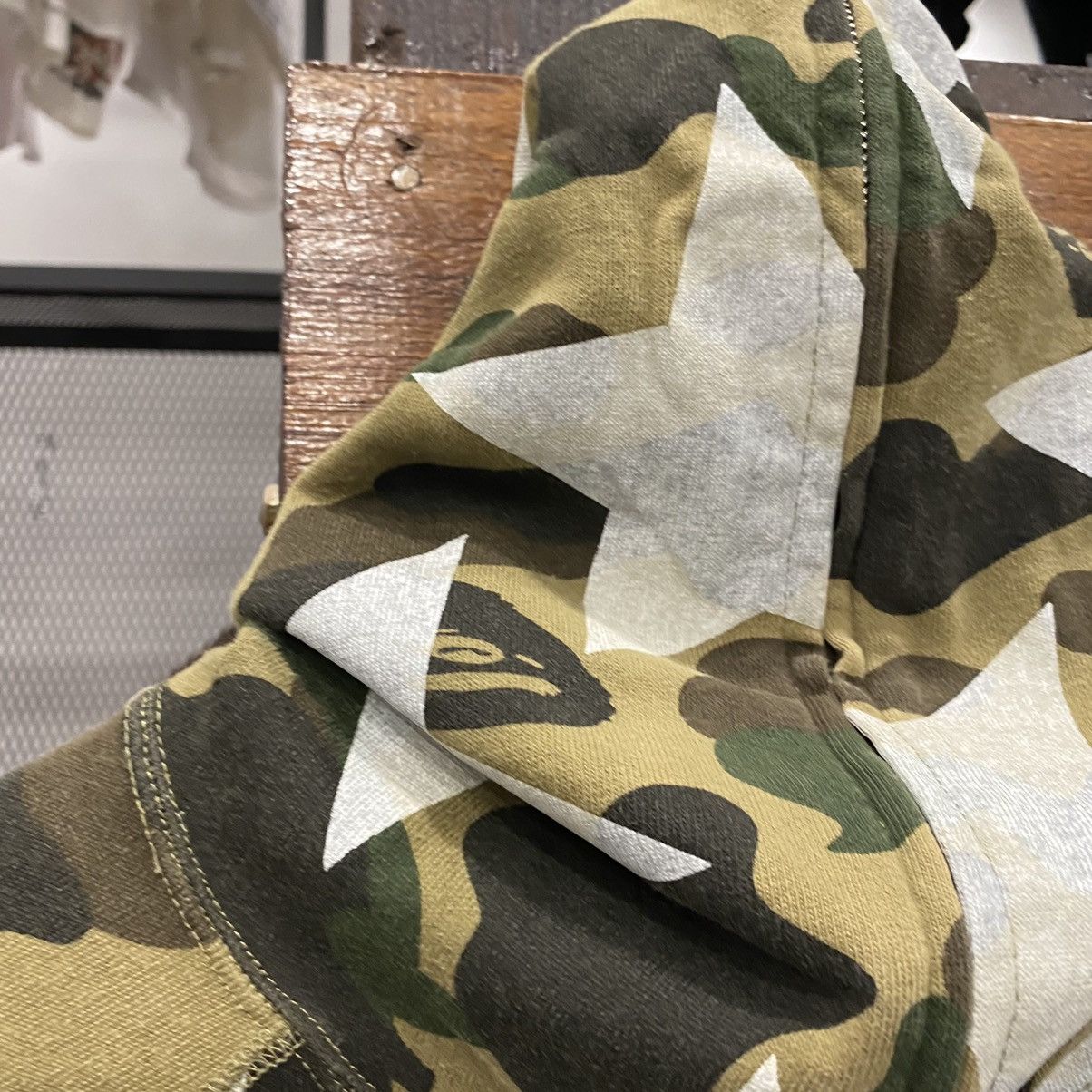 Bape OG Bapesta Camouflage Hoodie Size US M / EU 48-50 / 2 - 5 Thumbnail