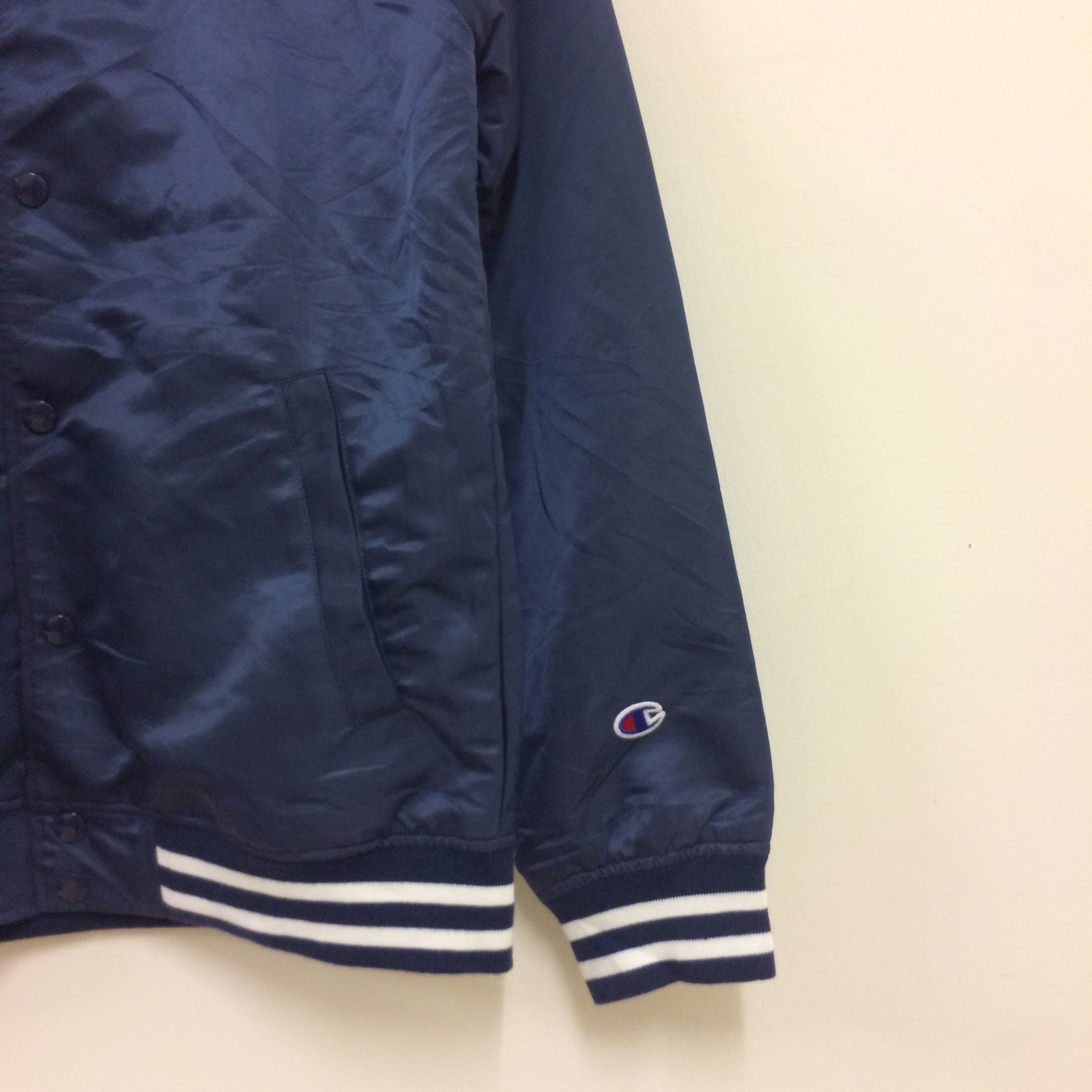 Champion × Vintage Vintage Champion Navy Blue Bomber Jacket Size S Size US S / EU 44-46 / 1 - 6 Thumbnail