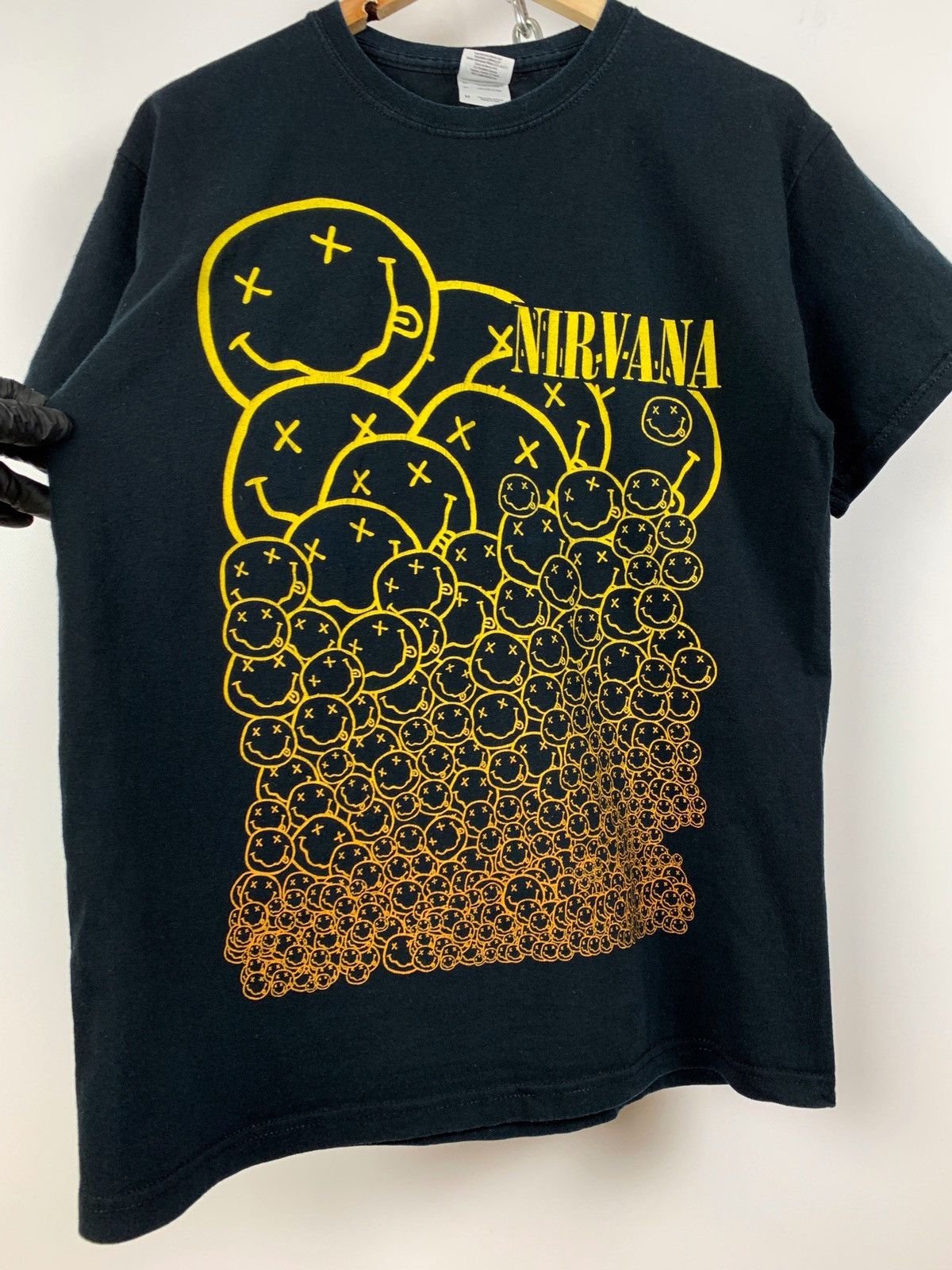 Band Tees Vintage Nirvana Multilogo Smile Band T-Shirt Size US M / EU 48-50 / 2 - 5 Thumbnail
