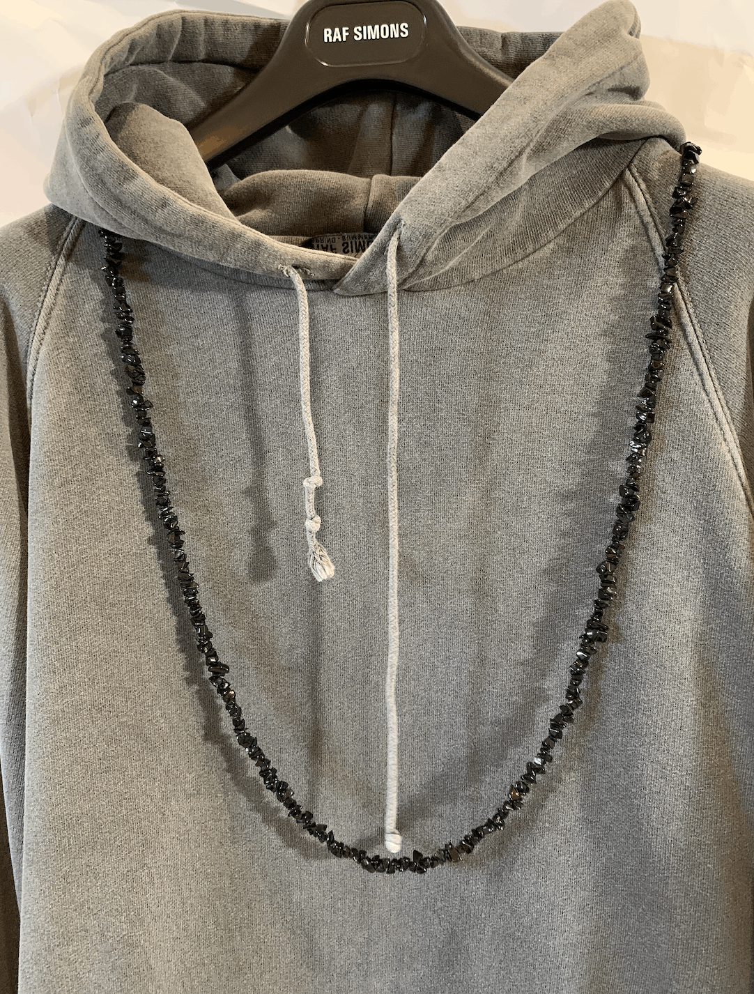 トップス RAF SIMONS 2004 s/s archive Raf Simons ss 2004 hooded sweatshirt + necklace showpiece