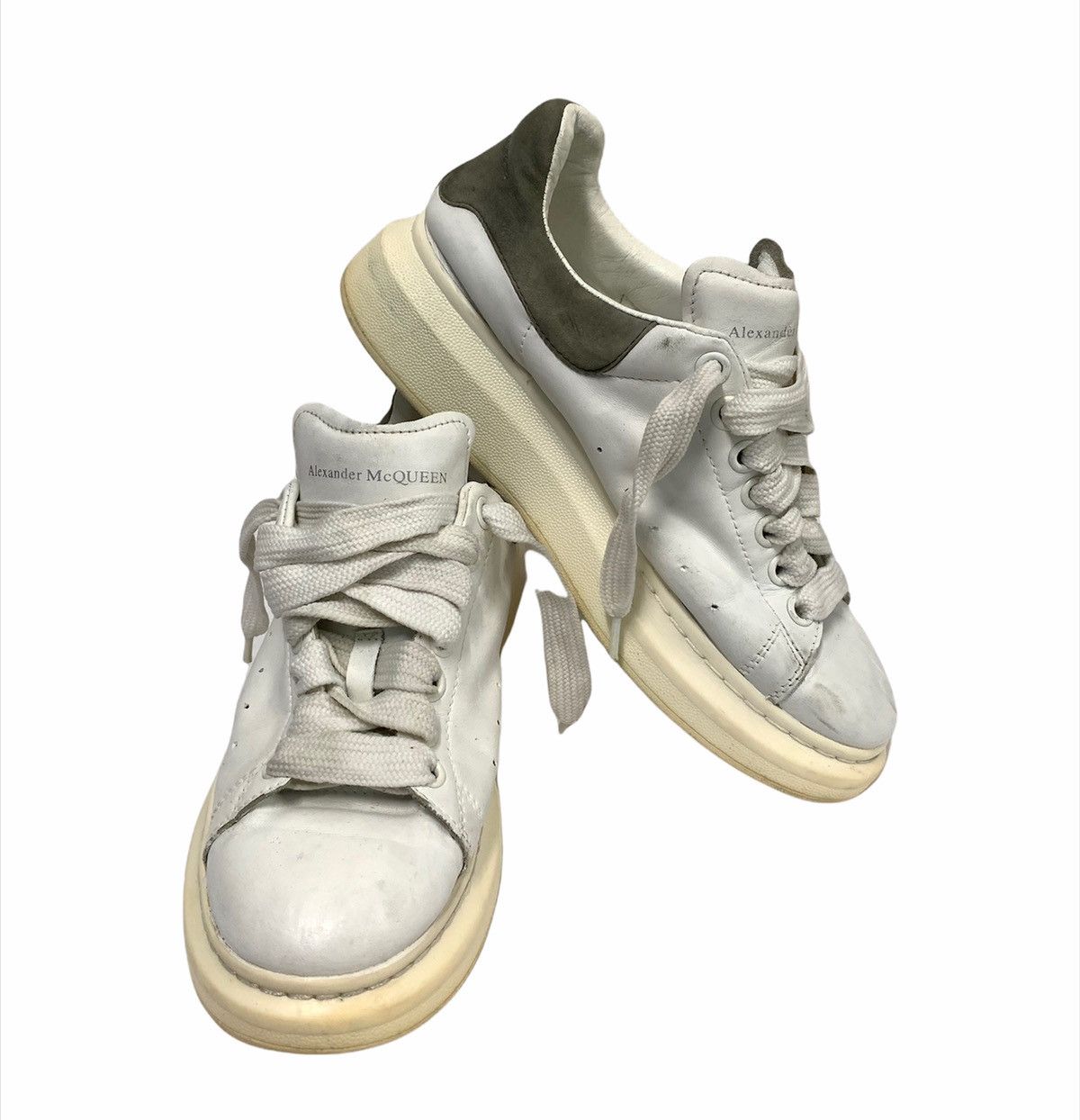 Alexander McQueen 🖤 Alexander McQueen Low Top sneakers/Shoes Size US 6.5 / EU 39-40 - 4 Thumbnail