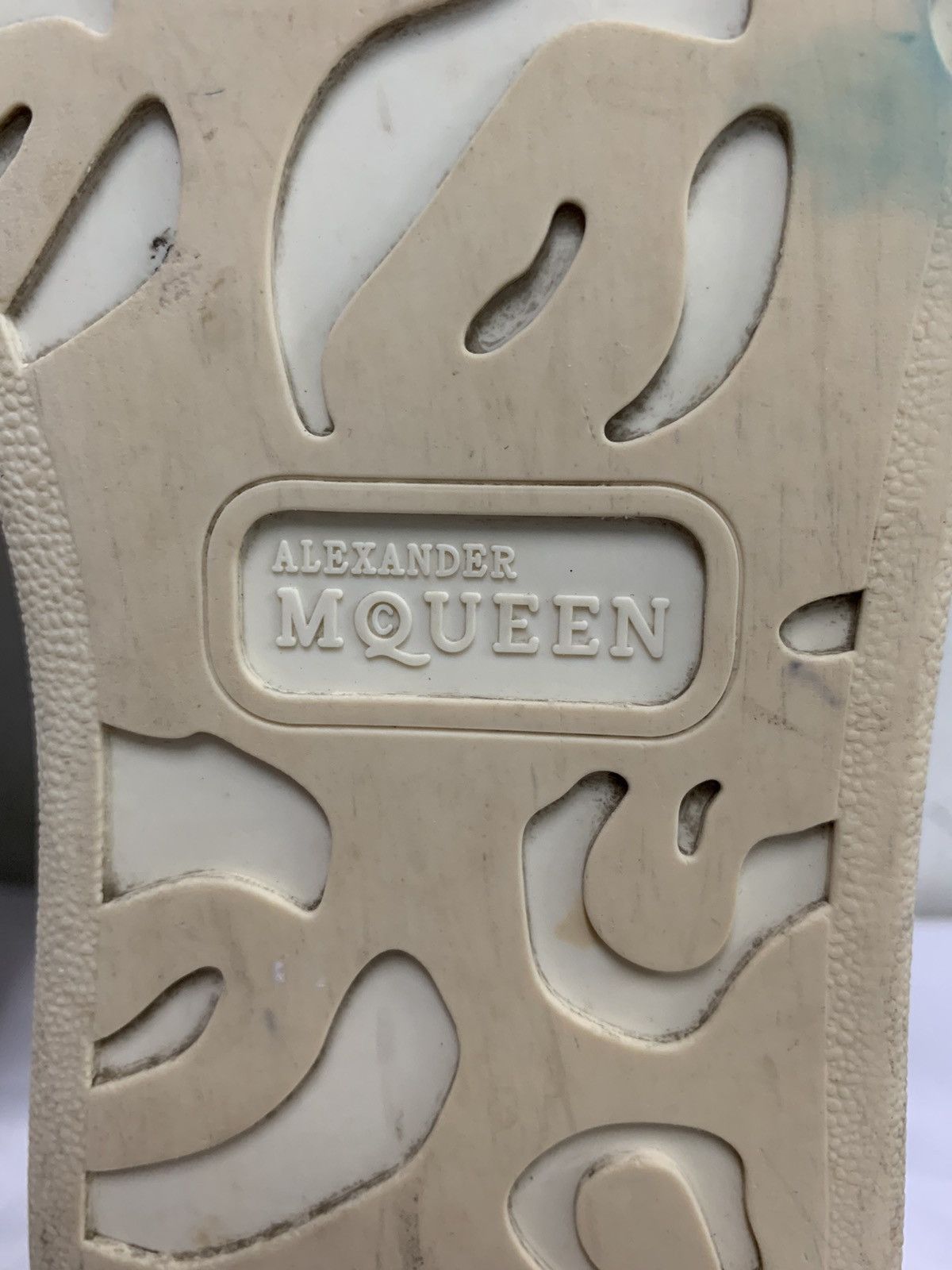 Alexander McQueen 🖤 Alexander McQueen Low Top sneakers/Shoes Size US 6.5 / EU 39-40 - 11 Thumbnail