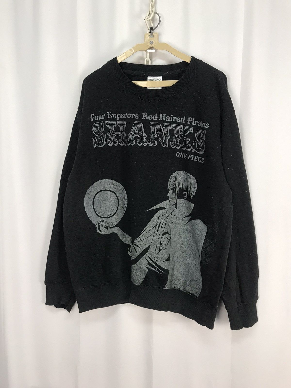 Anime × One Piece × Vintage Red-haired pirates “SHANKS” printed one piece sweatshirt Size US XL / EU 56 / 4 - 6 Thumbnail