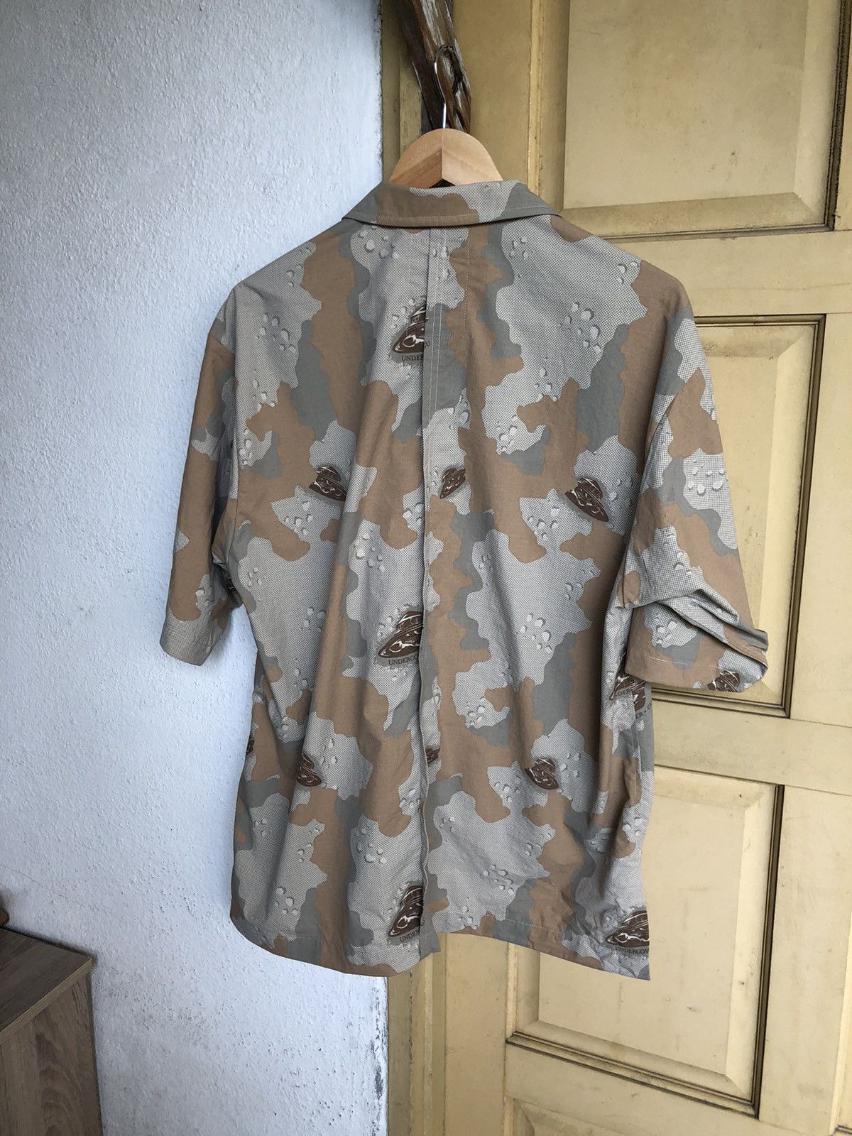 Jun Takahashi ❗️UNDERCOVER x GU Camo Military Oversized Button Up Shirt Size US S / EU 44-46 / 1 - 18 Thumbnail