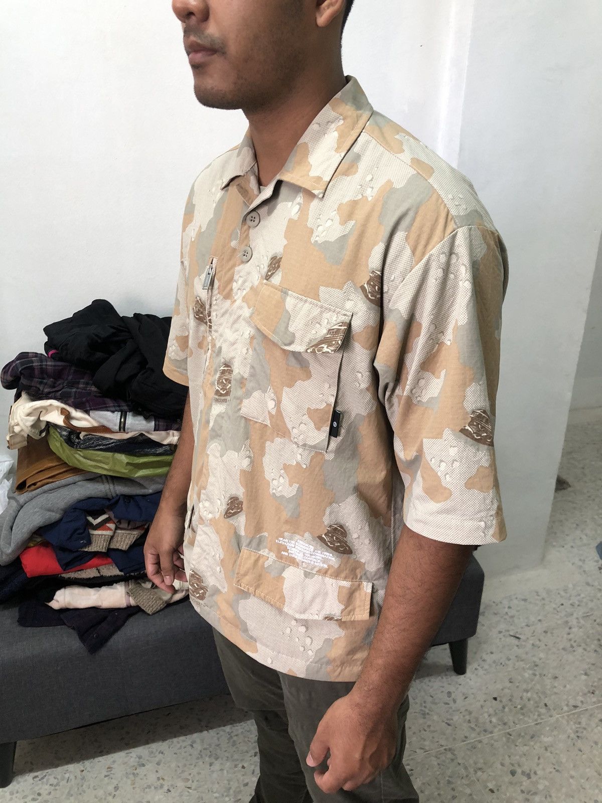 Jun Takahashi ❗️UNDERCOVER x GU Camo Military Oversized Button Up Shirt Size US S / EU 44-46 / 1 - 23 Thumbnail