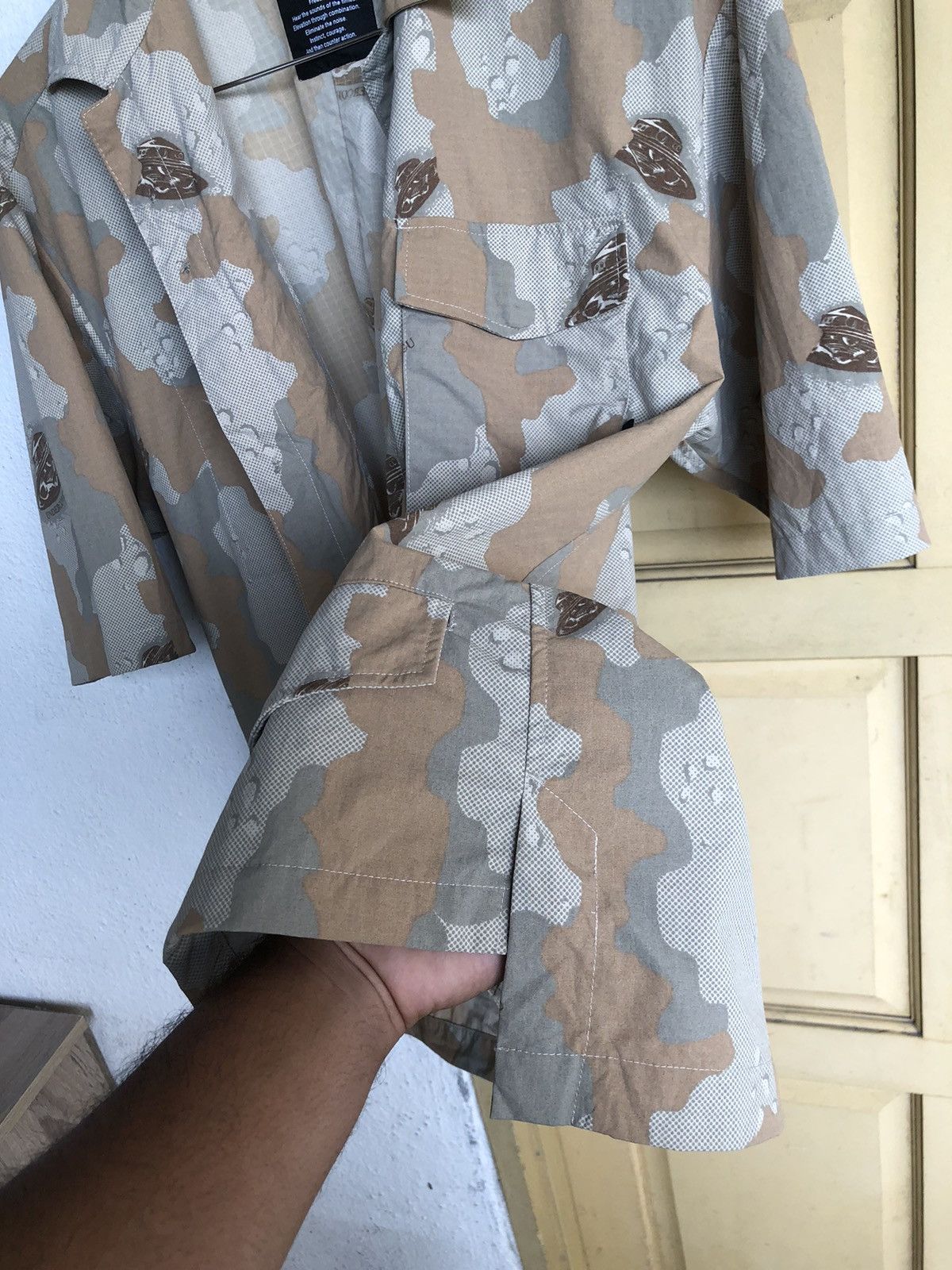 Jun Takahashi ❗️UNDERCOVER x GU Camo Military Oversized Button Up Shirt Size US S / EU 44-46 / 1 - 14 Thumbnail