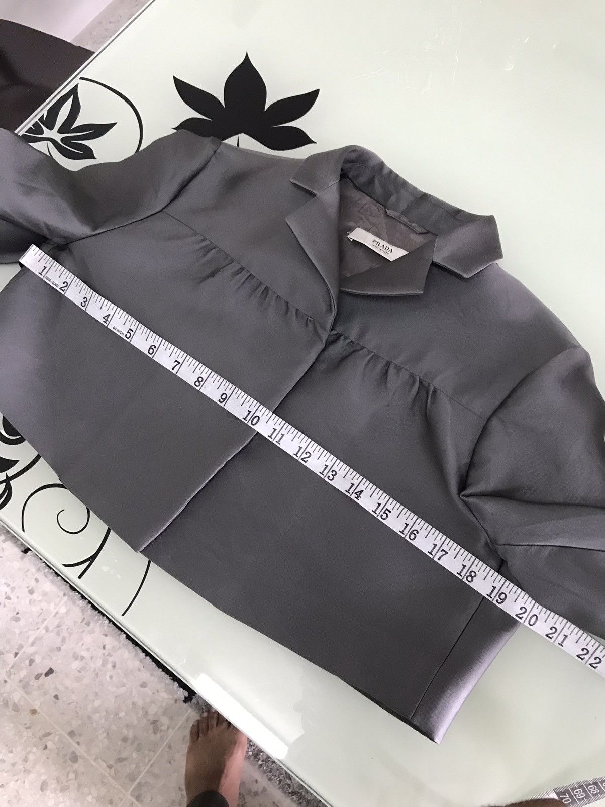 Prada Vintage Prada Poncho Blazer Crop Top Grey Size XS / US 0-2 / IT 36-38 - 22 Thumbnail
