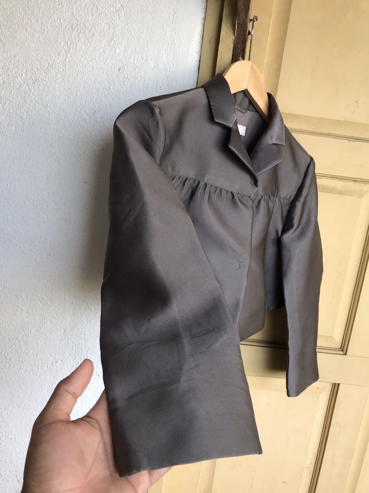 Prada Vintage Prada Poncho Blazer Crop Top Grey Size XS / US 0-2 / IT 36-38 - 9 Thumbnail